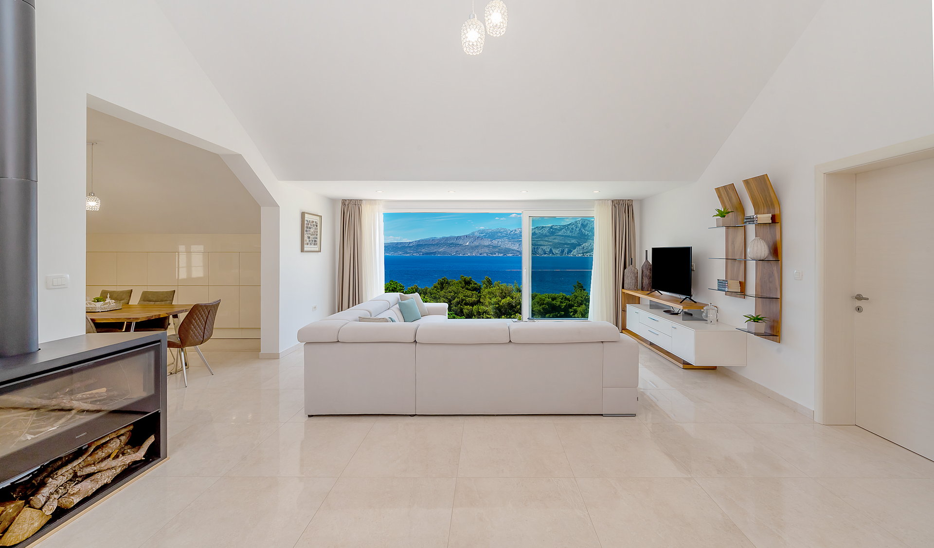 Luxury Villa Aerius with Pool