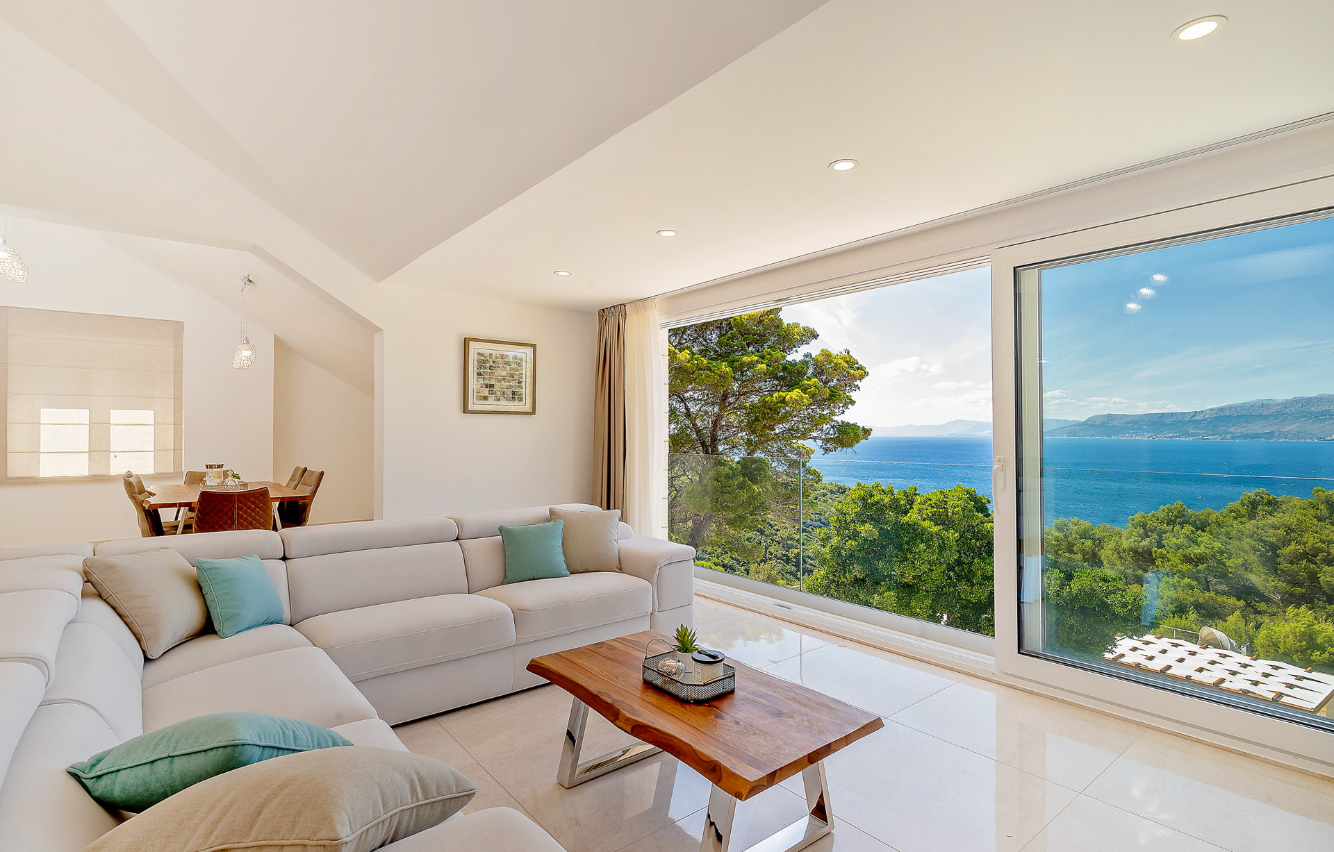 Luxury Villa Aerius with Pool