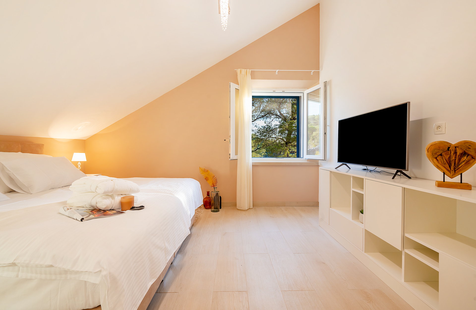 Luxury Villa Aerius with Pool