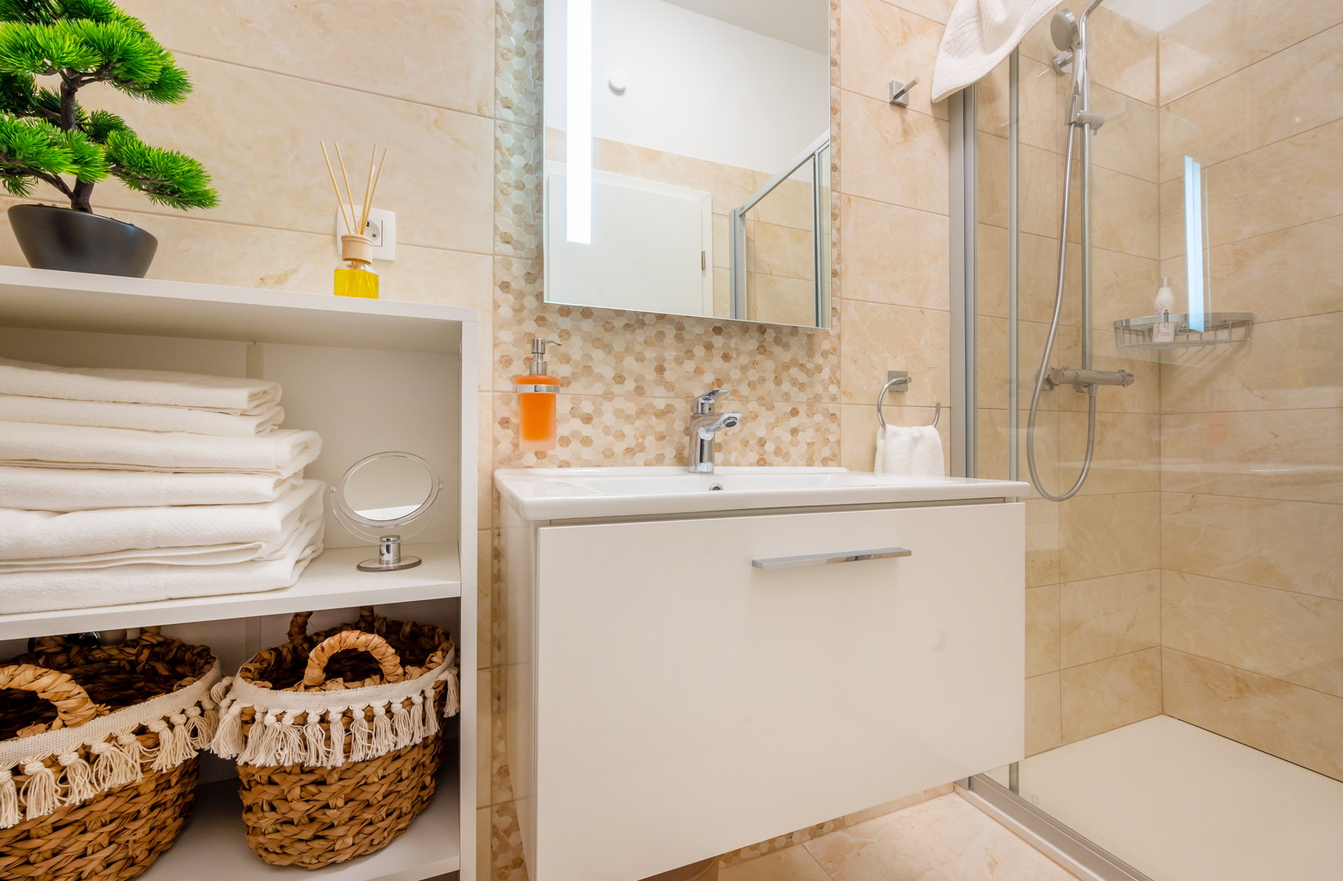 Luxury Villa Aerius with Pool