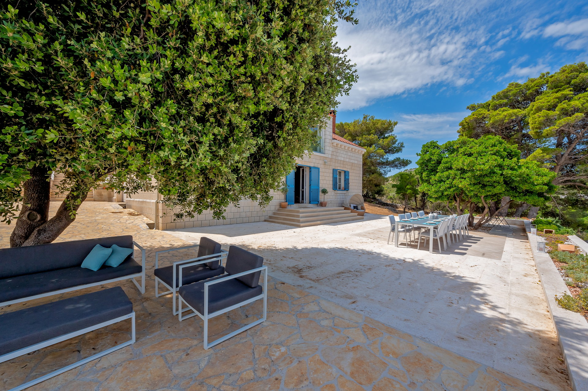 Luxury Villa Aerius with Pool