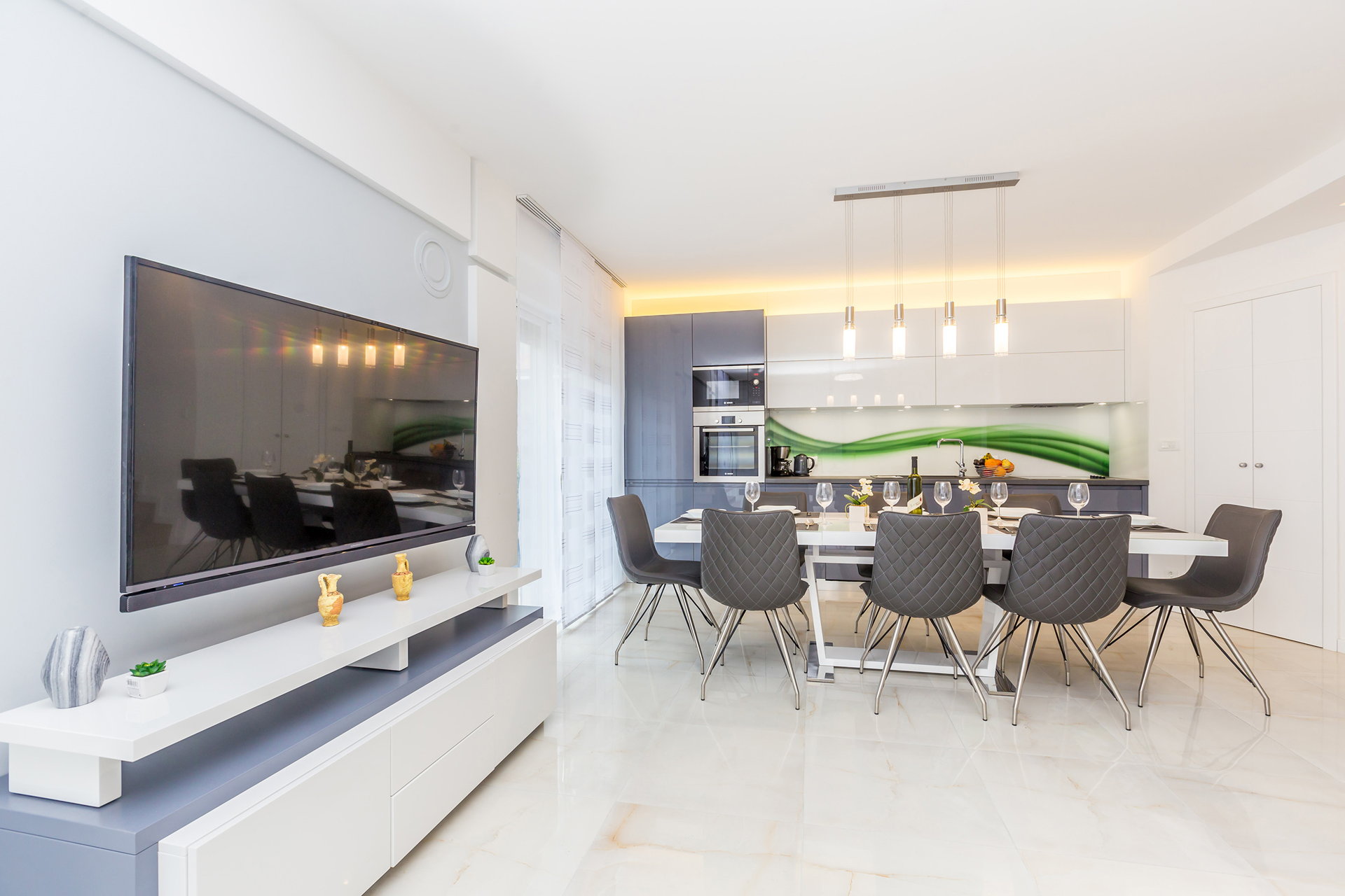 Villa Sapphire with Heated Pool