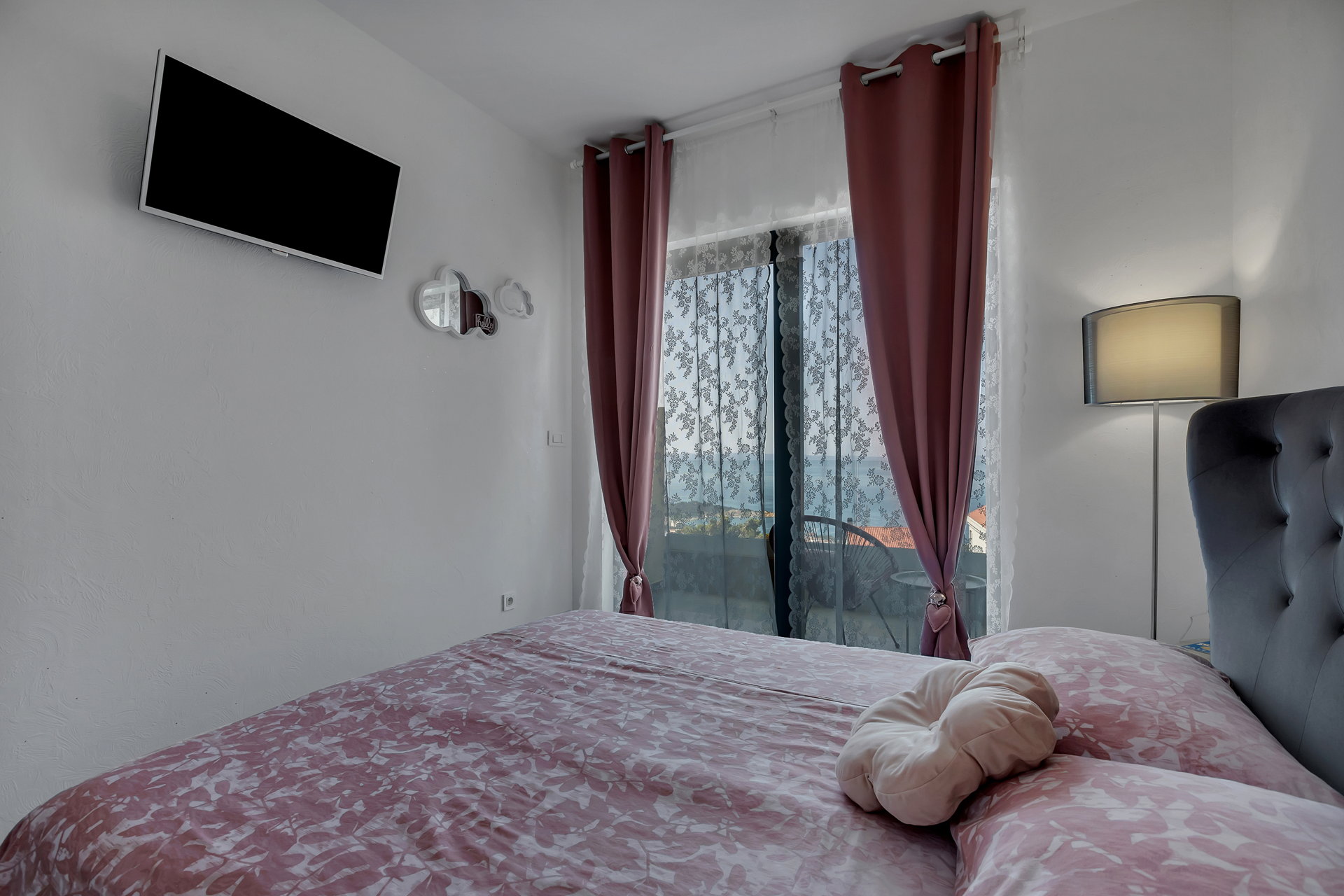 Villa Ninona with Heated Pool II