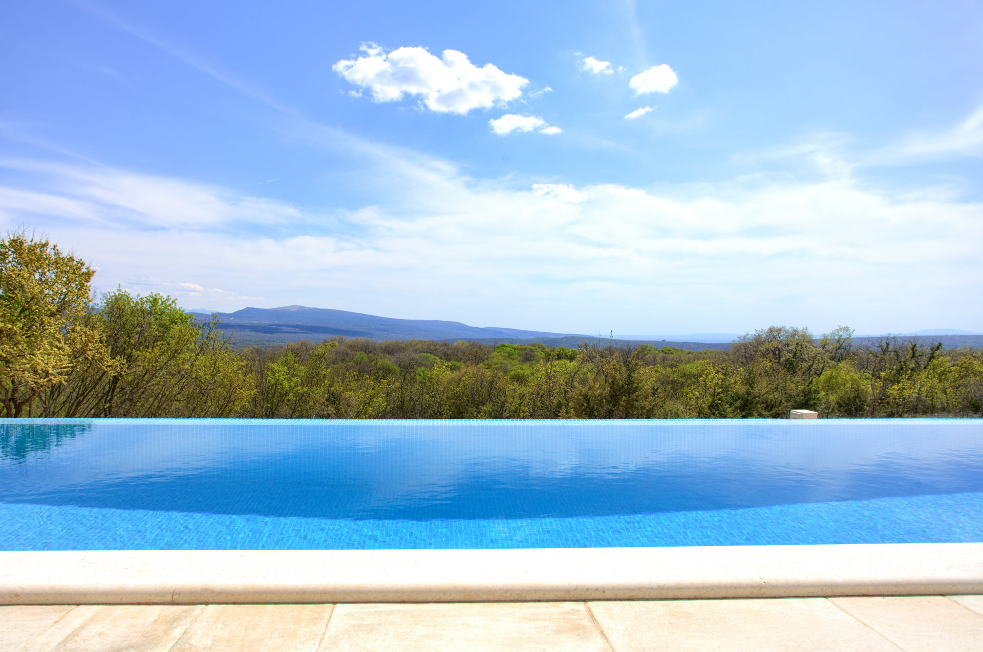 Villa Wisteria with Pool