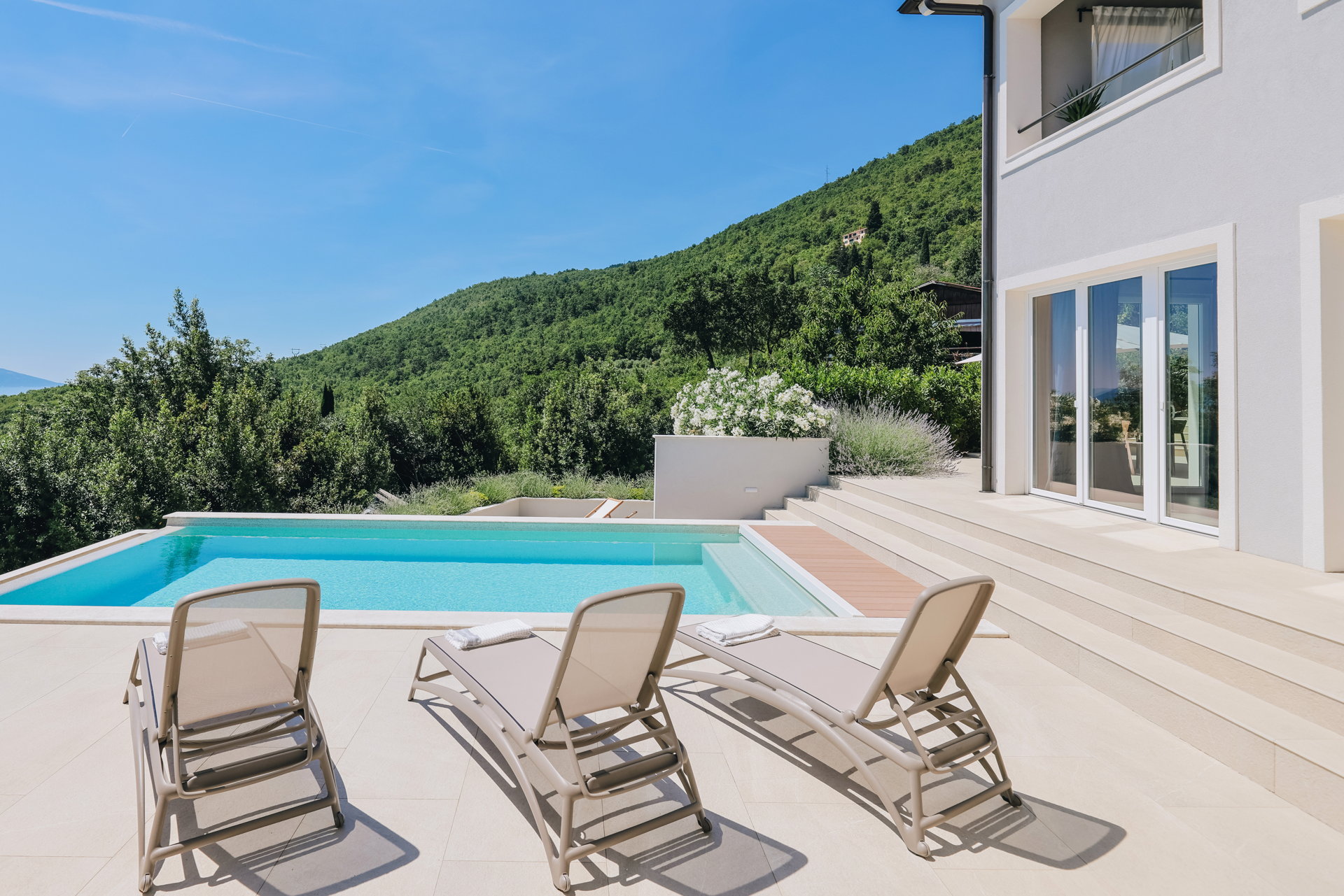 Luxury Villa Orient with Pool