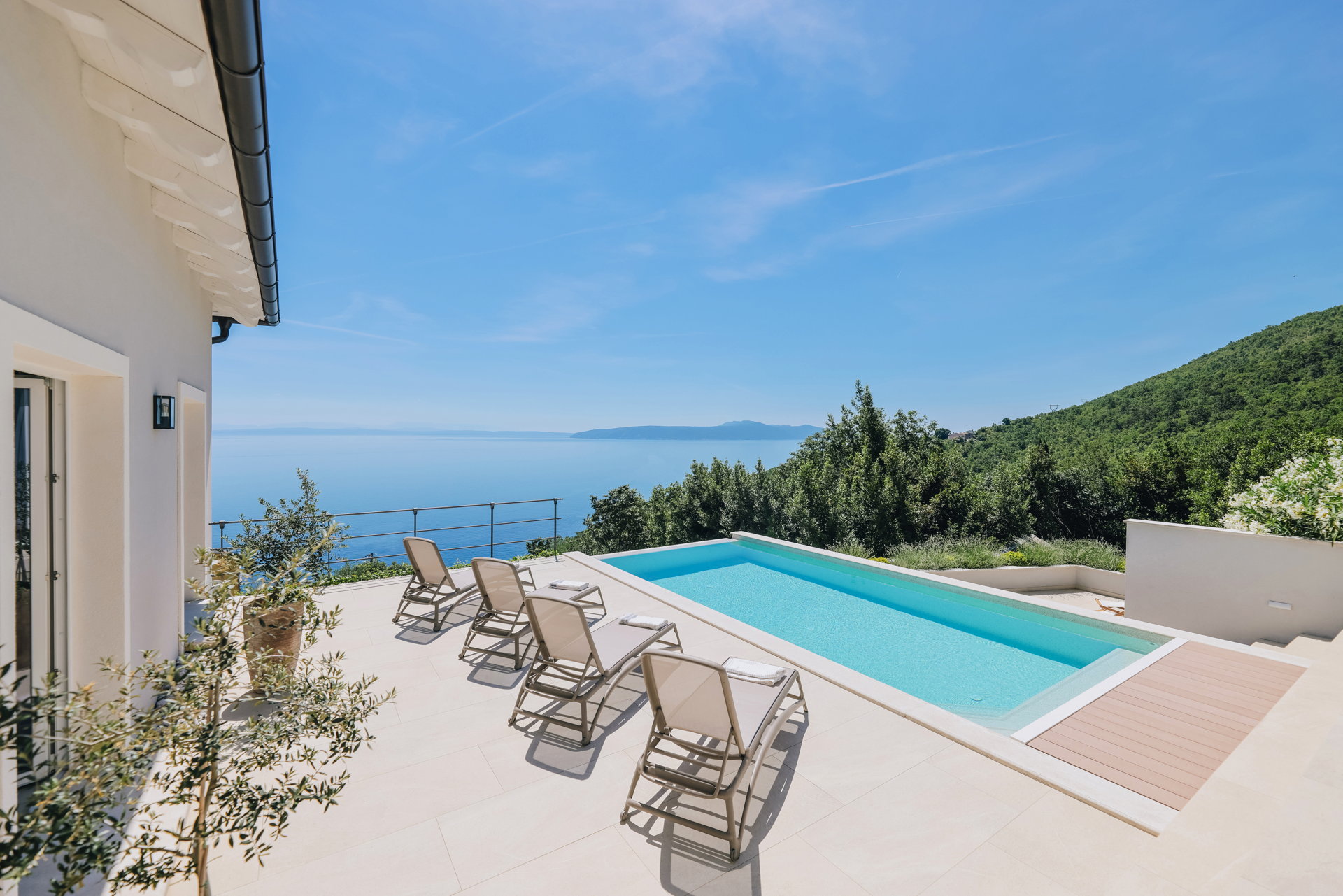 Luxury Villa Orient with Pool
