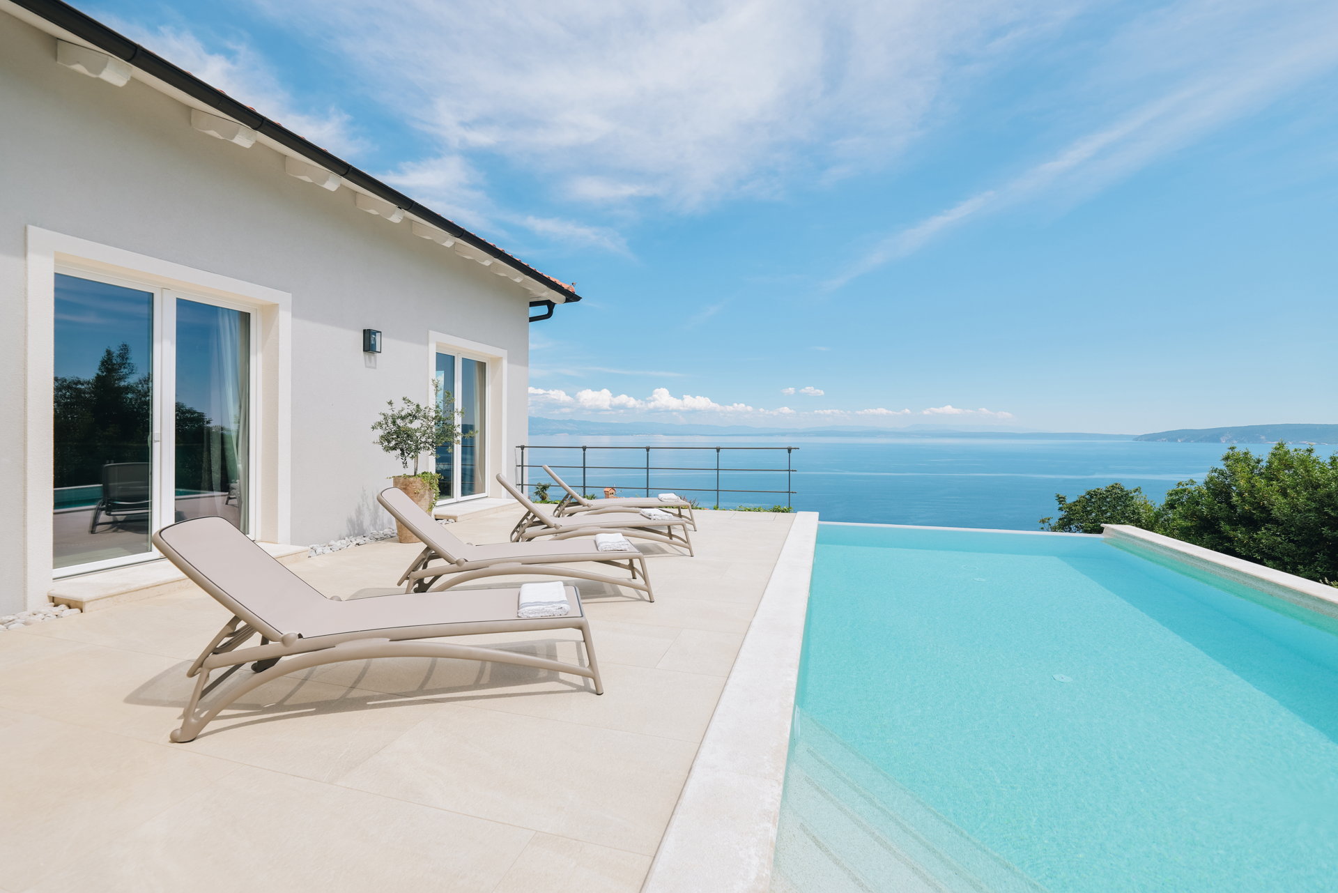 Luxury Villa Orient with Pool