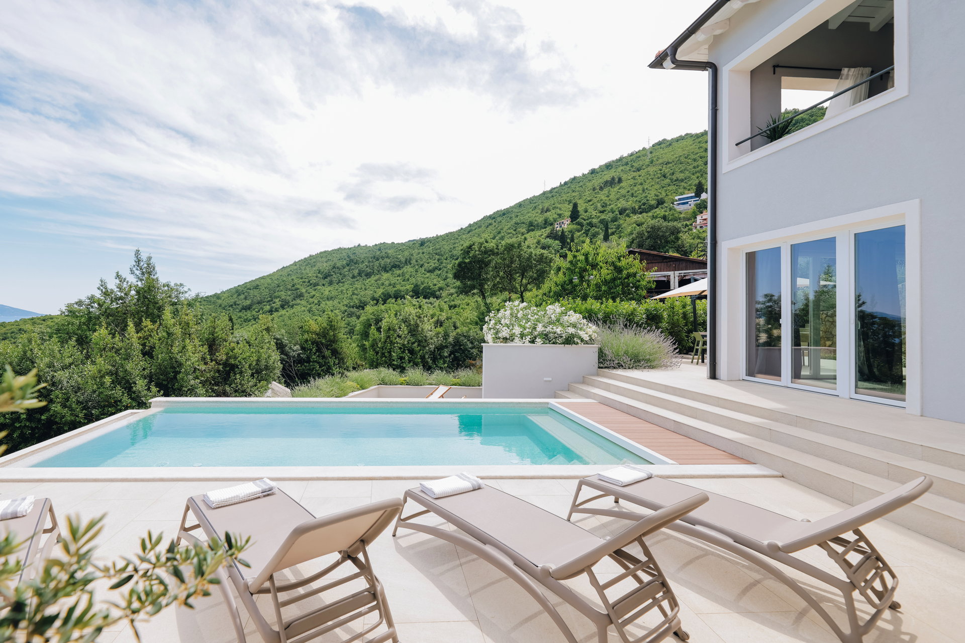 Luxury Villa Orient with Pool
