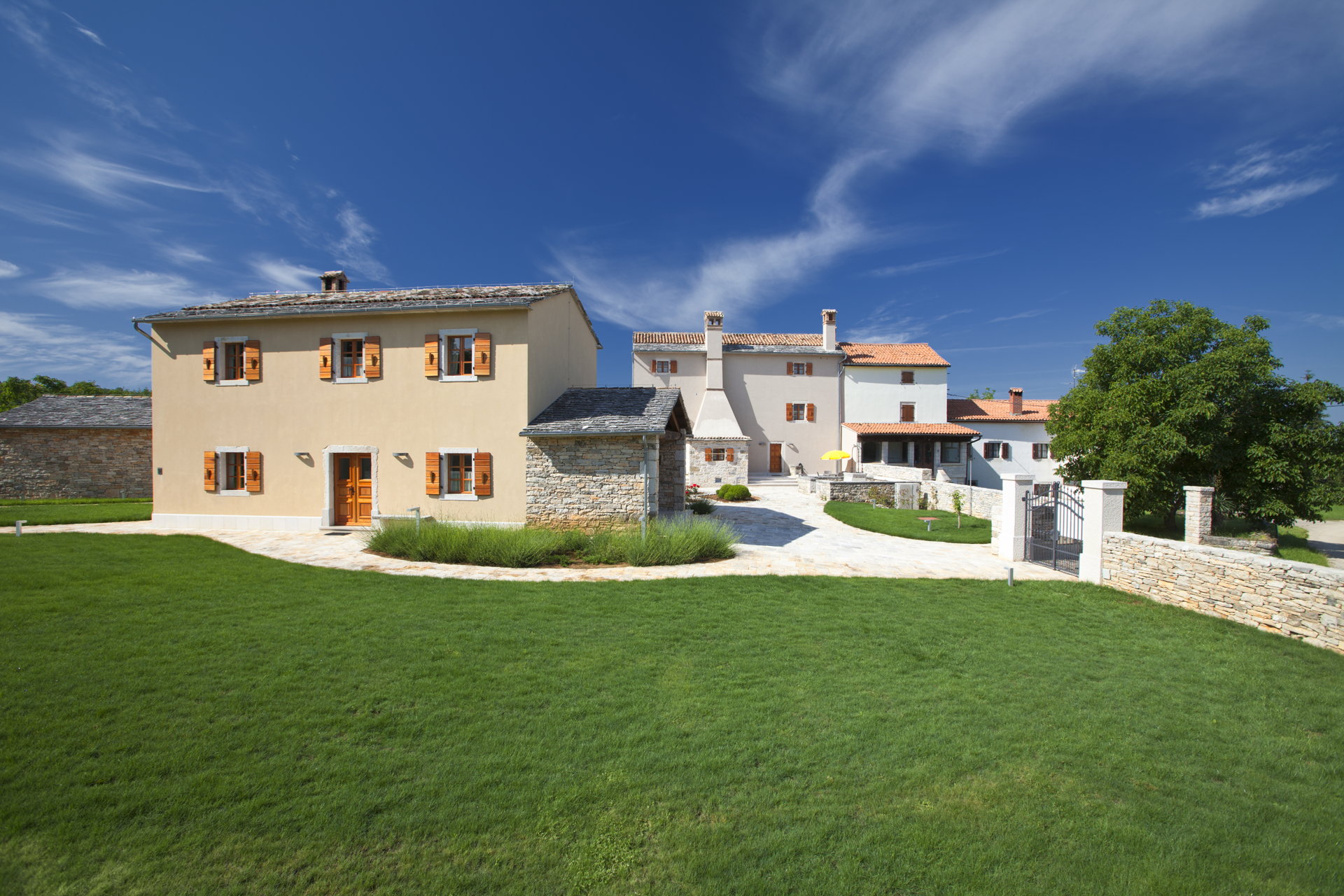 Villa Paradiso with Pool