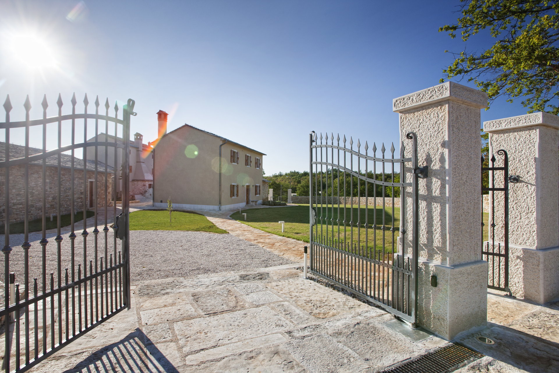 Villa Paradiso with Pool
