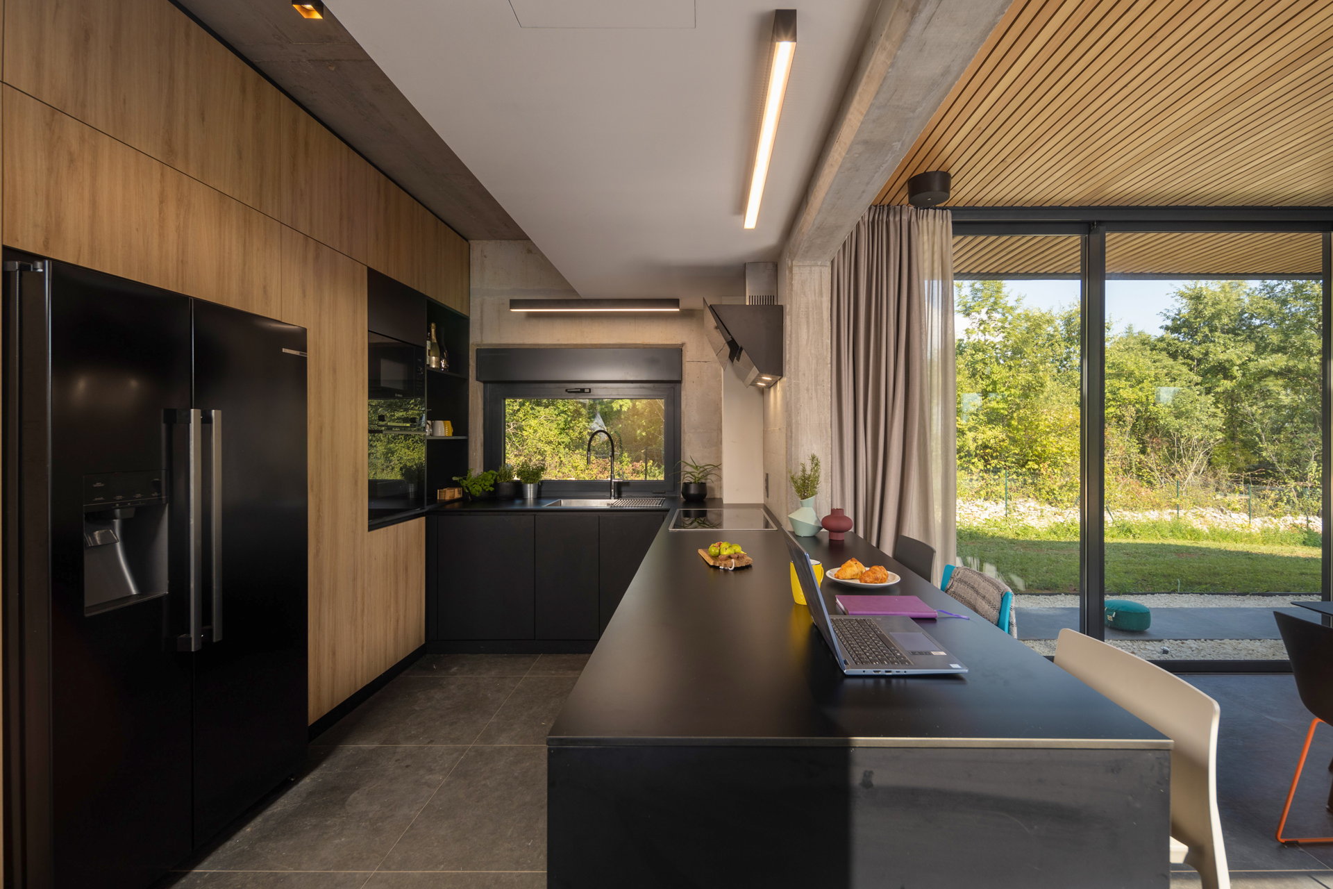 Luxury Villa Red Carpet with Pool