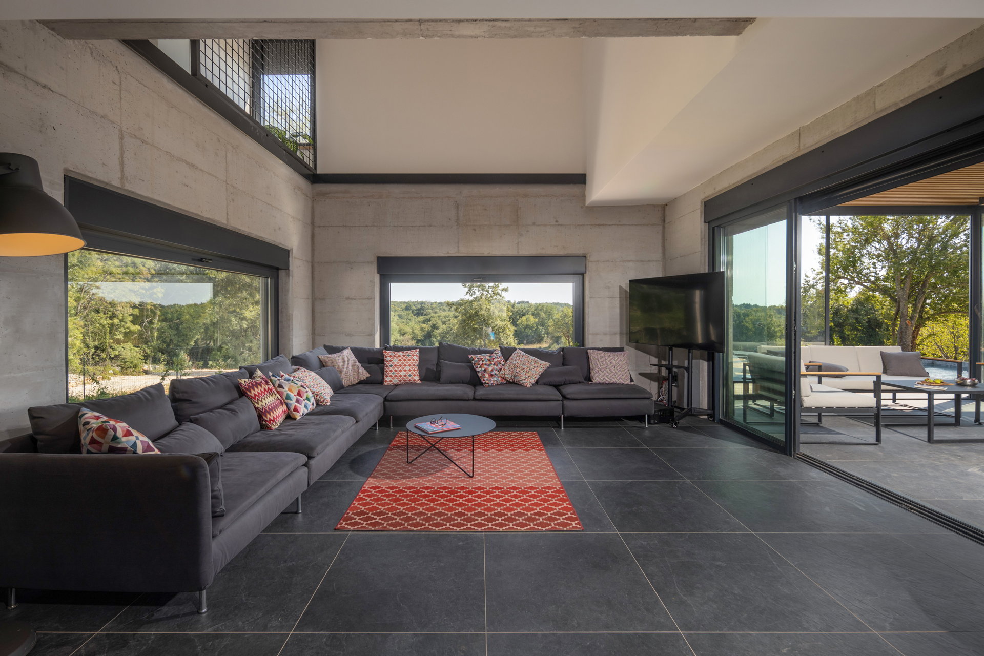 Luxury Villa Red Carpet with Pool