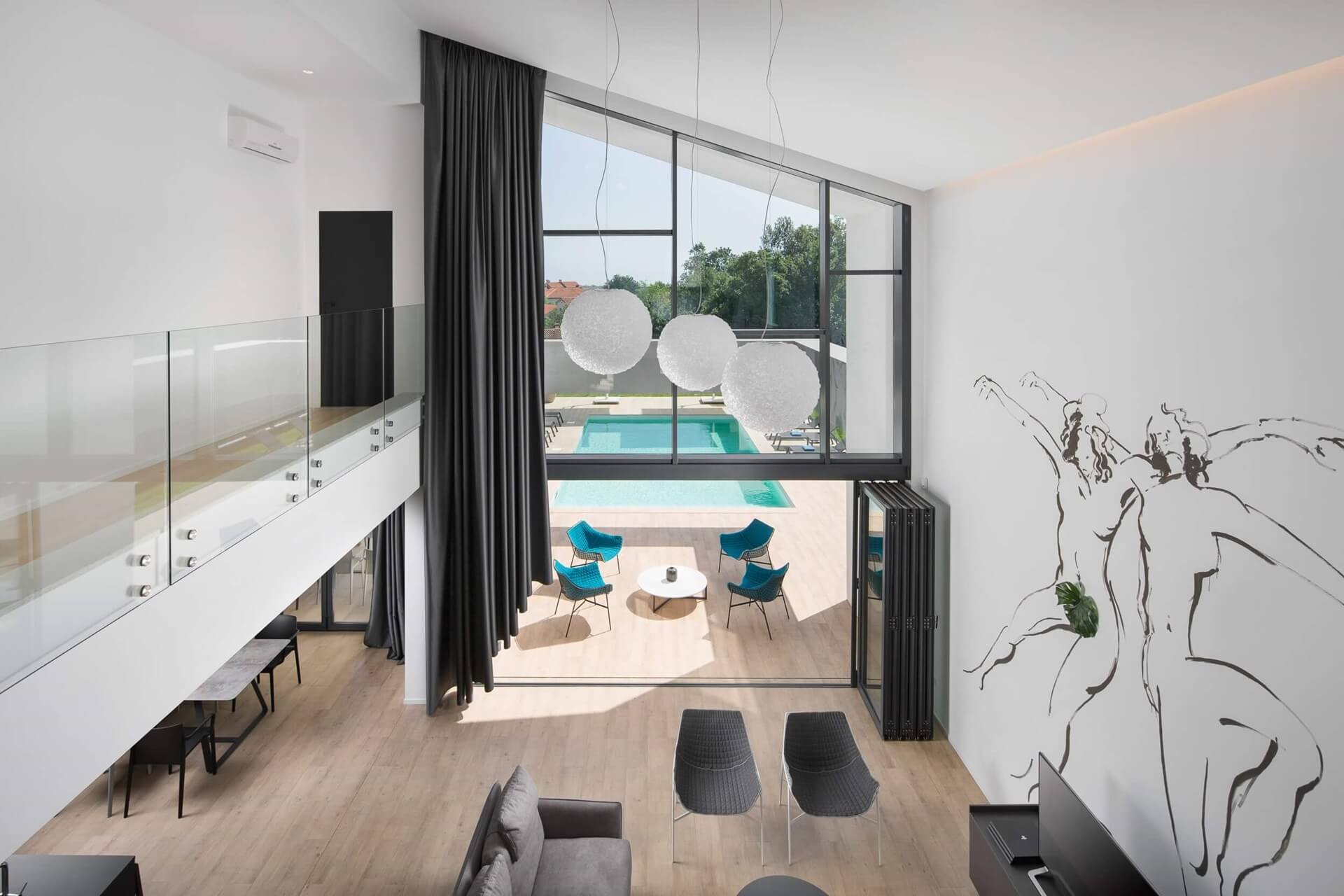 Luxury Villa Ballet with Pool