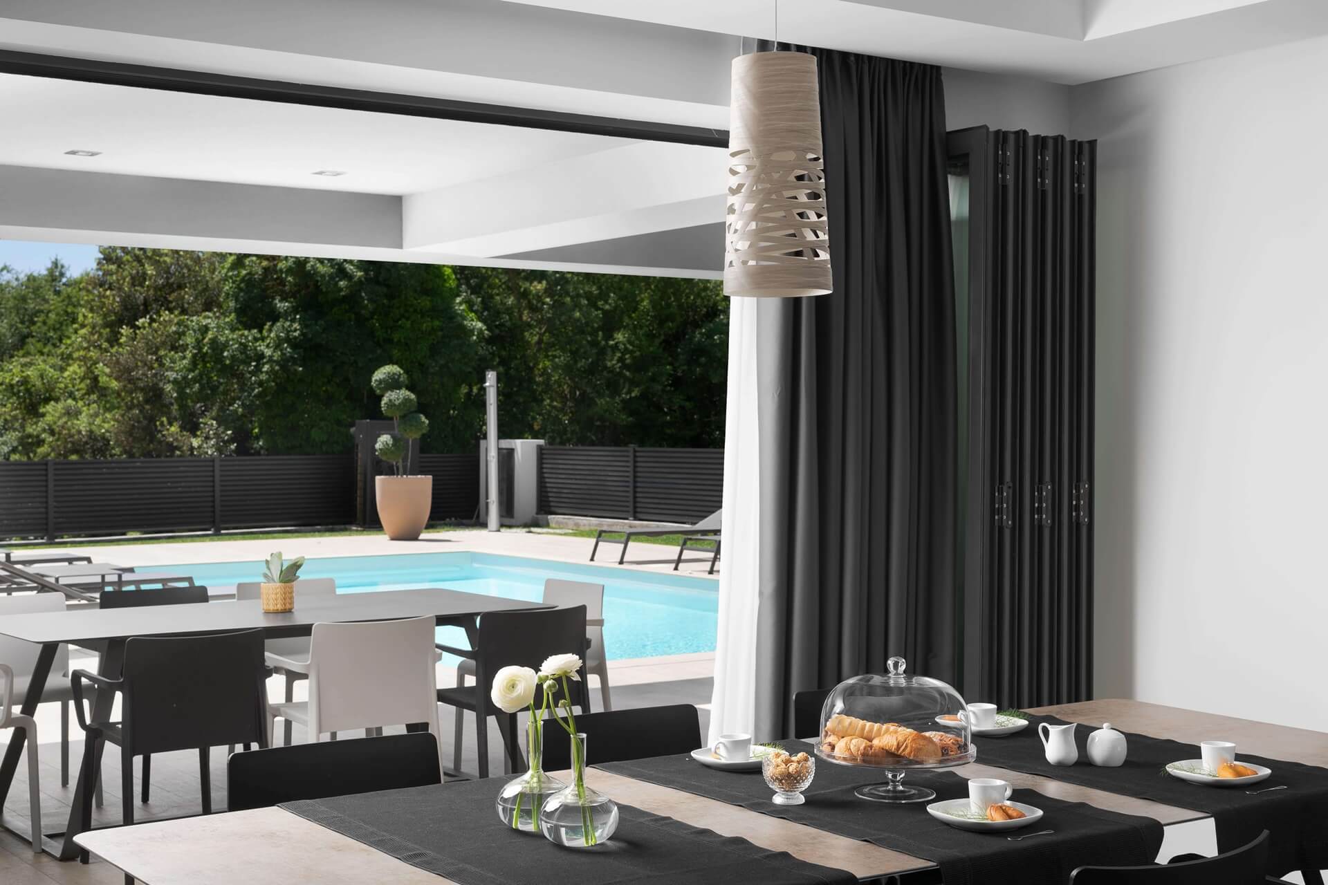 Luxury Villa Ballet with Pool