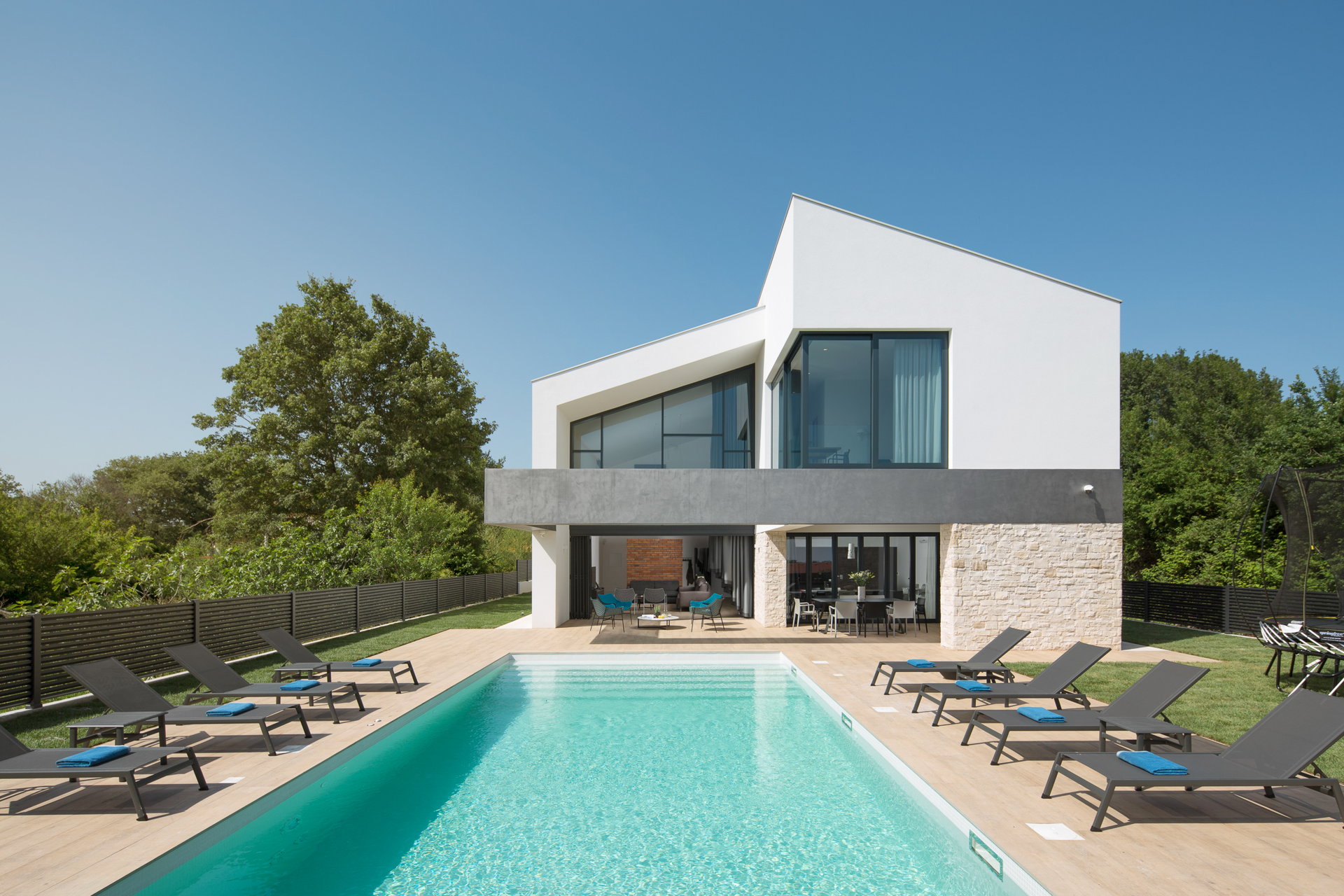 Luxury Villa Ballet with Pool