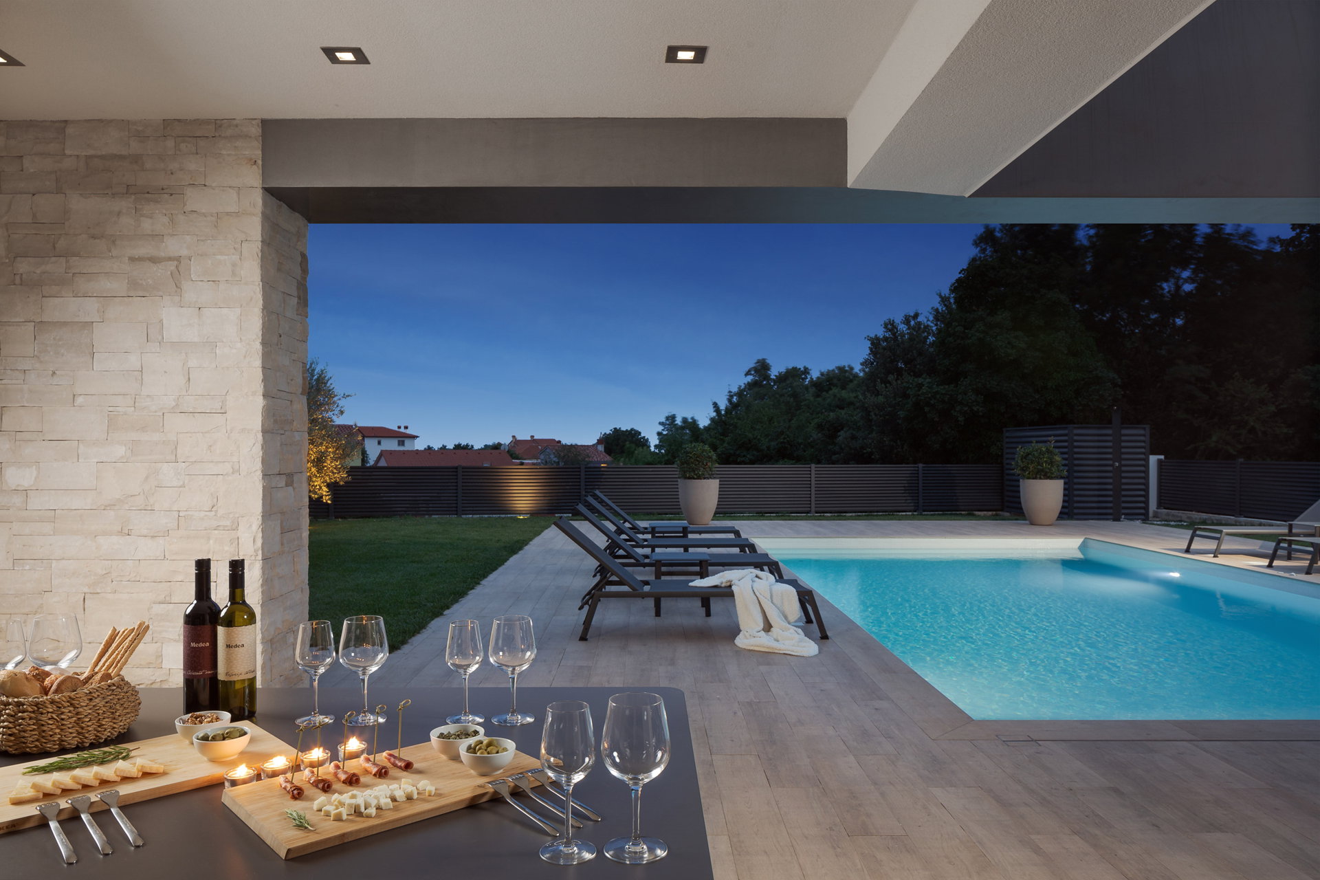 Luxury Villa Ballet with Pool