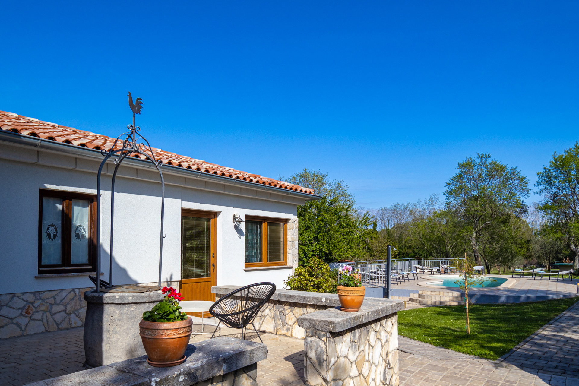 Holiday Home Flores with Pool