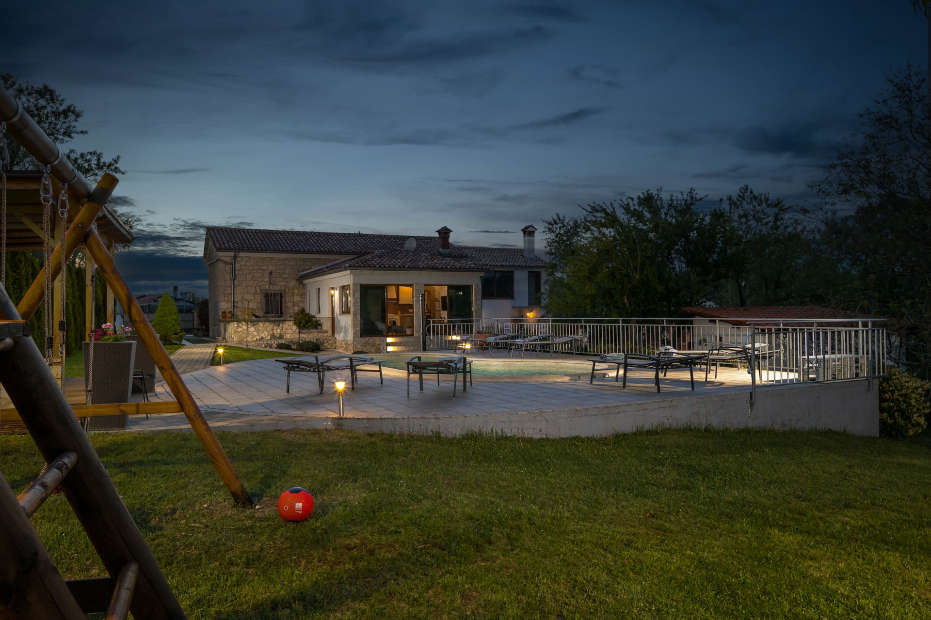 Holiday Home Flores with Pool
