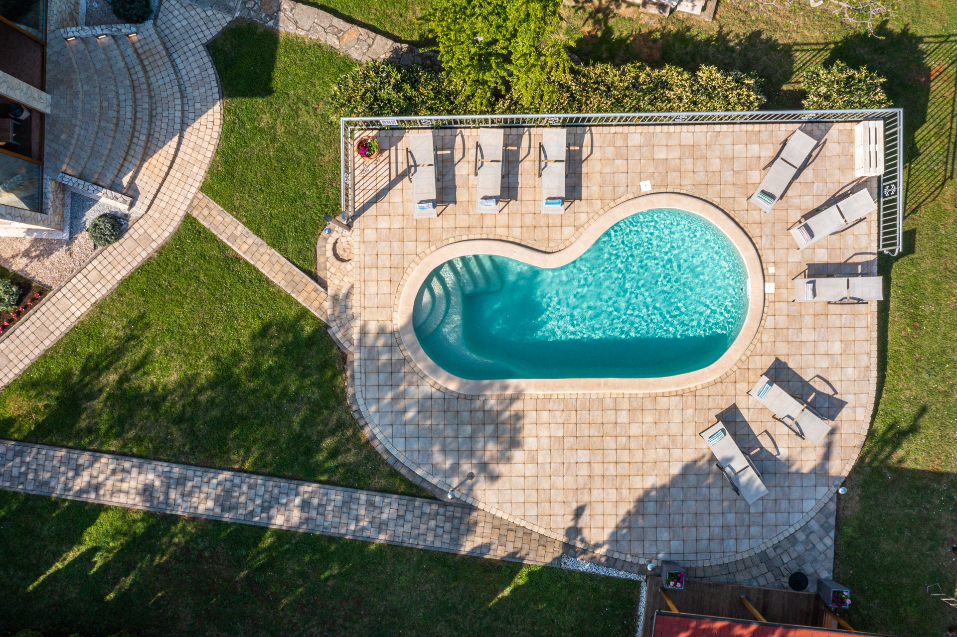 Holiday Home Flores with Pool