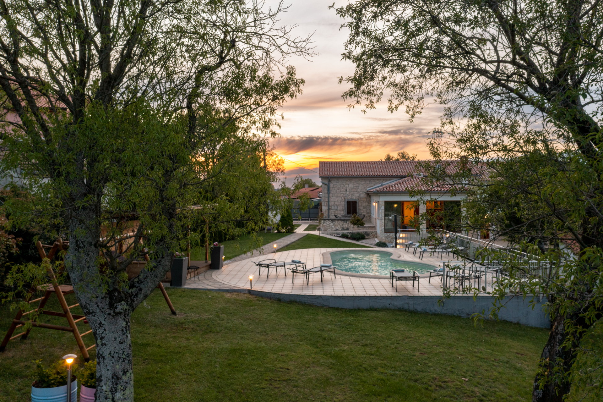 Holiday Home Flores with Pool