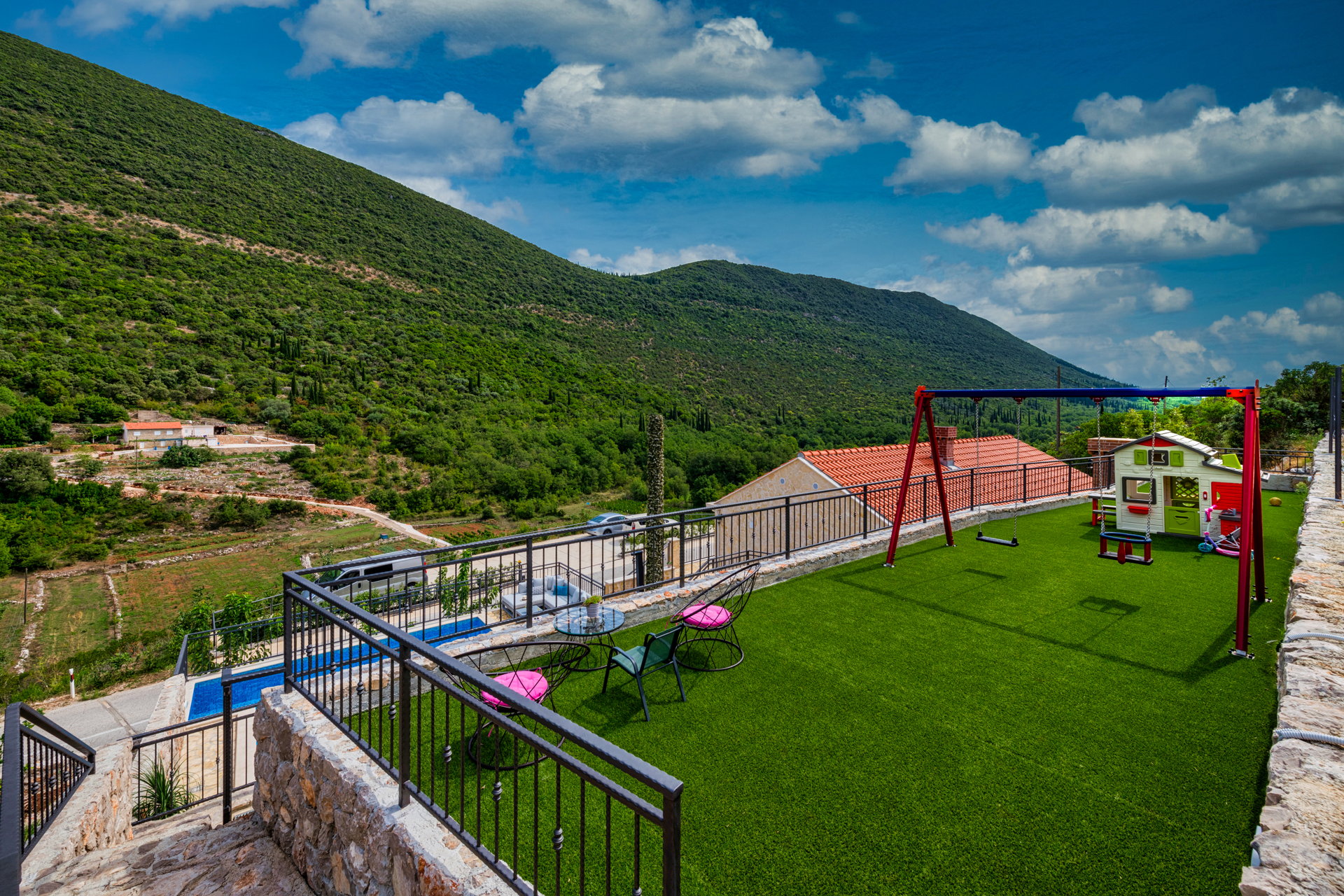 Villa Carillon with Heated Pool