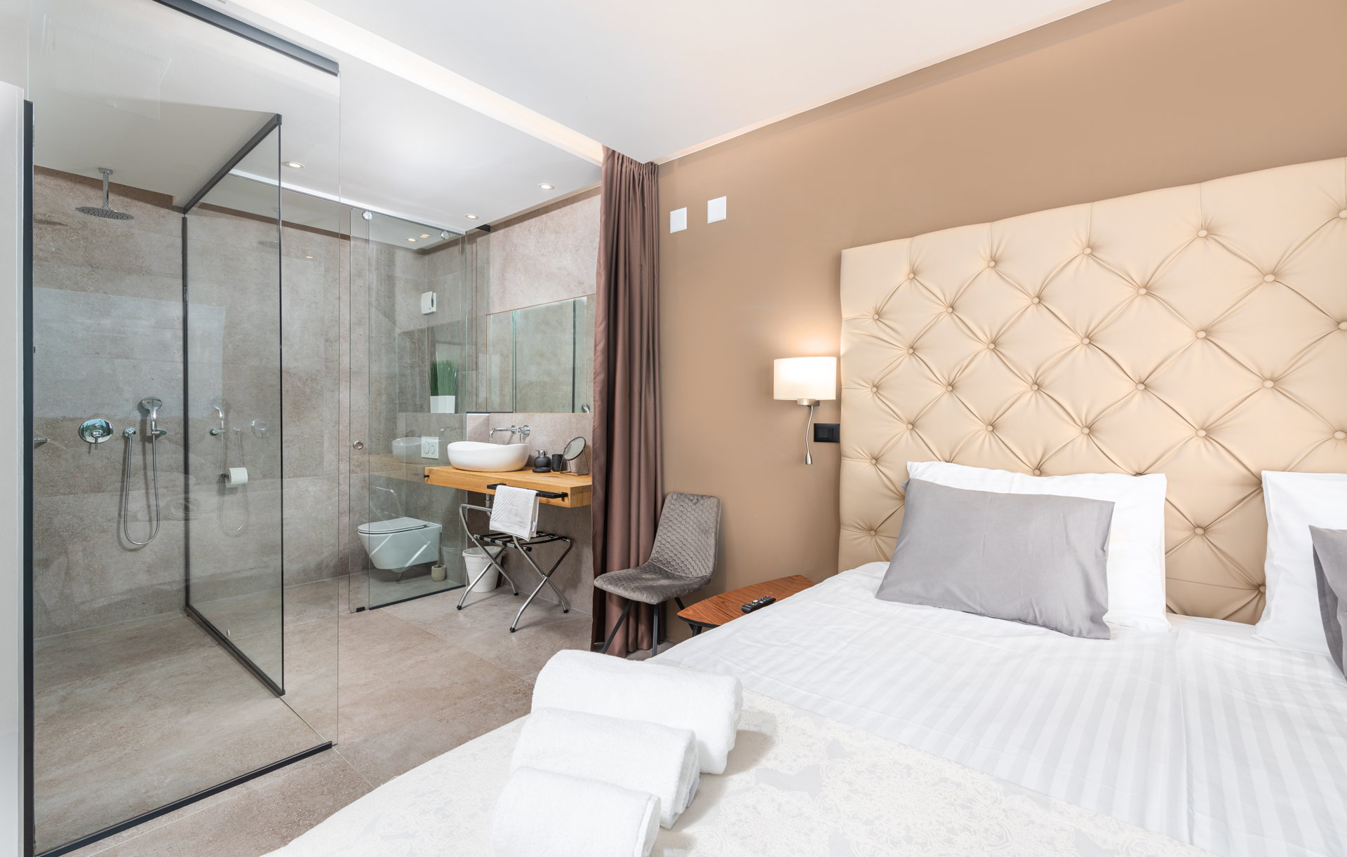 Luxury Villa Borealis with Pool