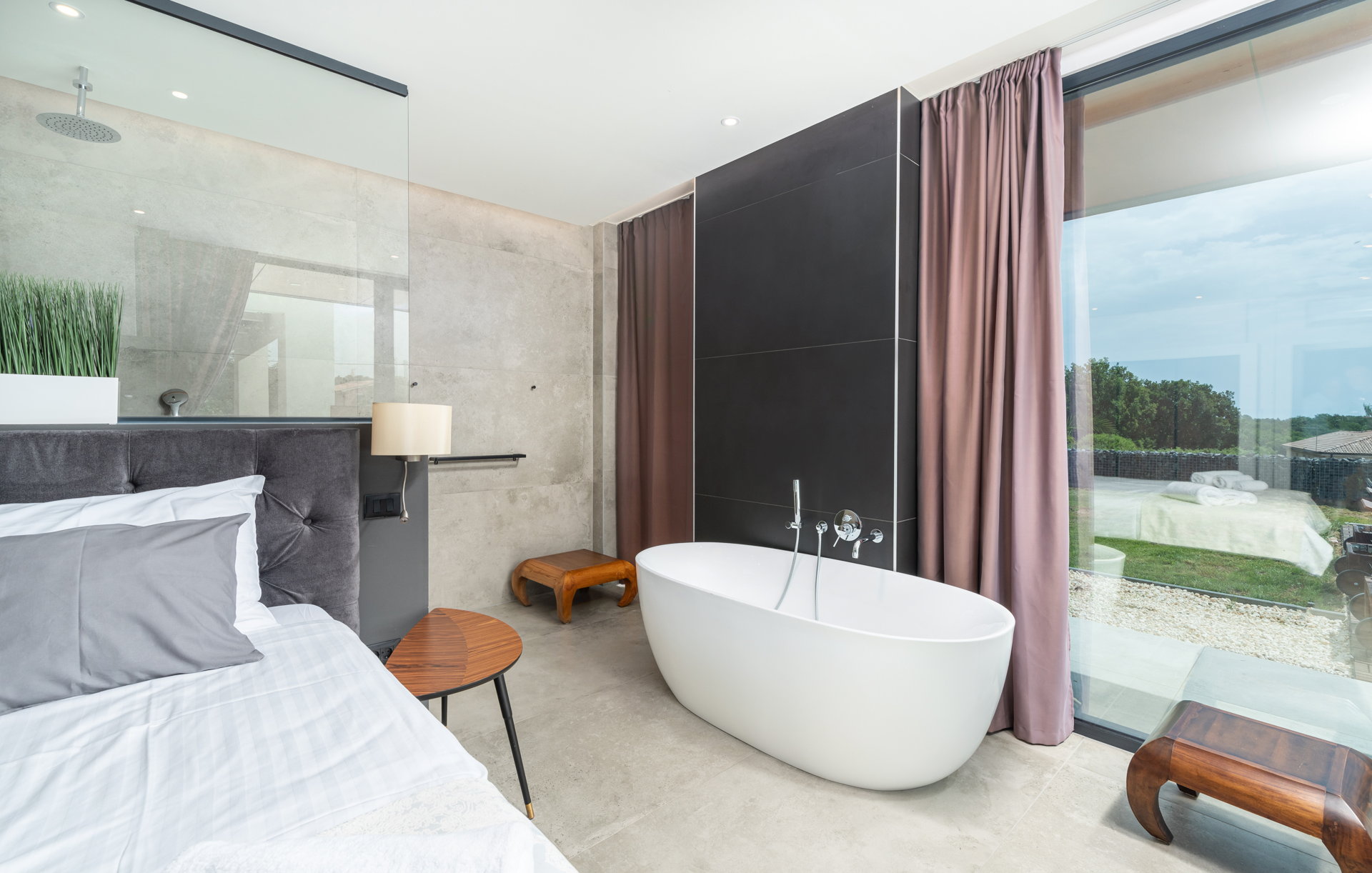 Luxury Villa Borealis with Pool