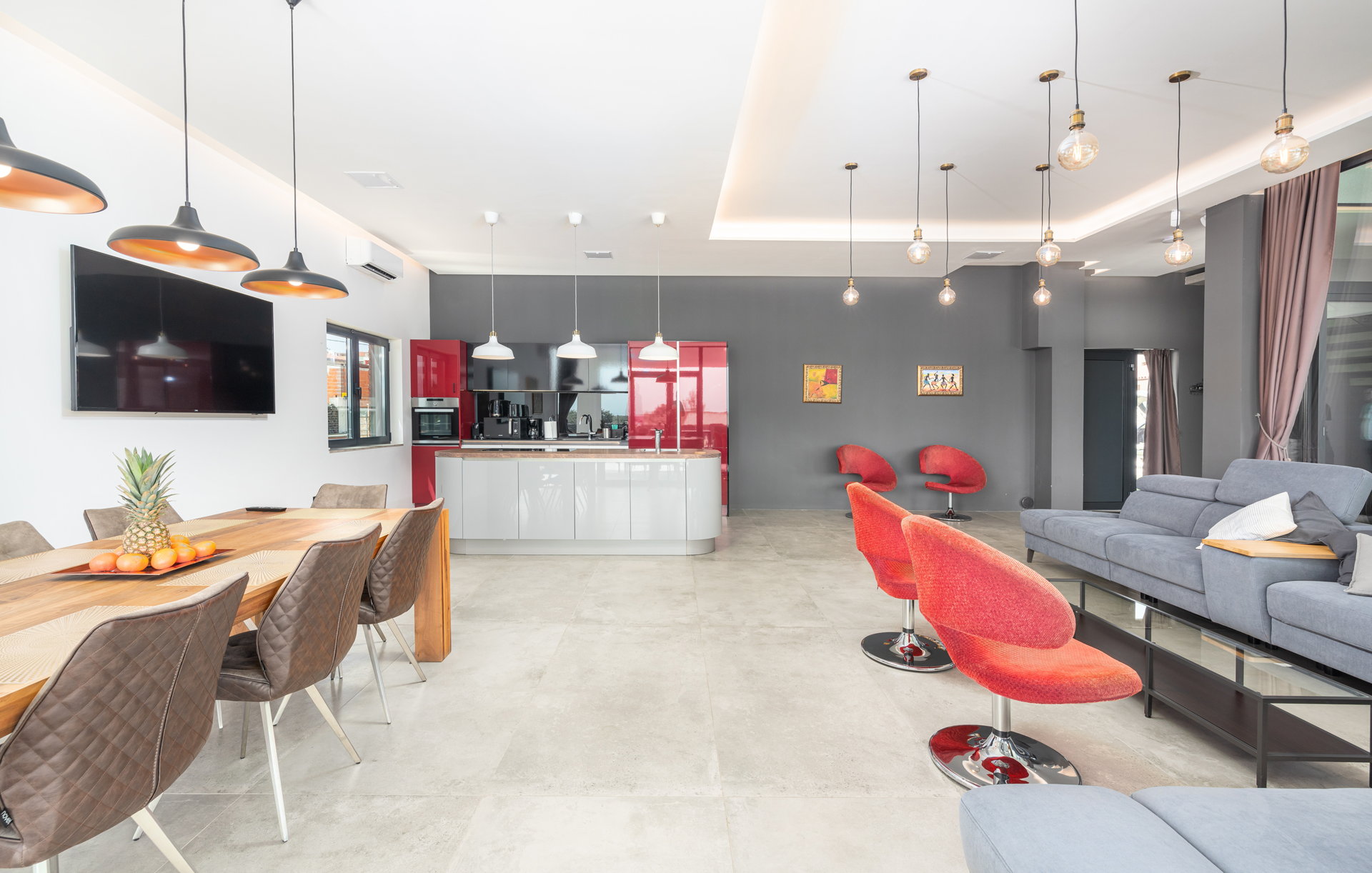 Luxury Villa Borealis with Pool