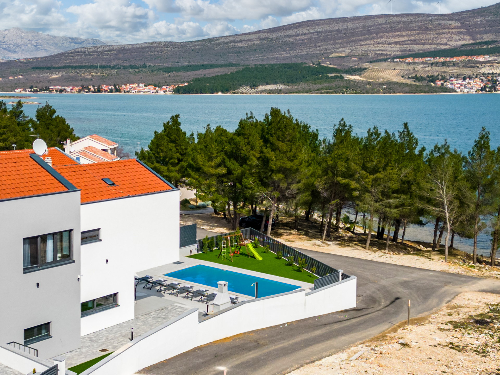 Villa Ponderosa with Pool