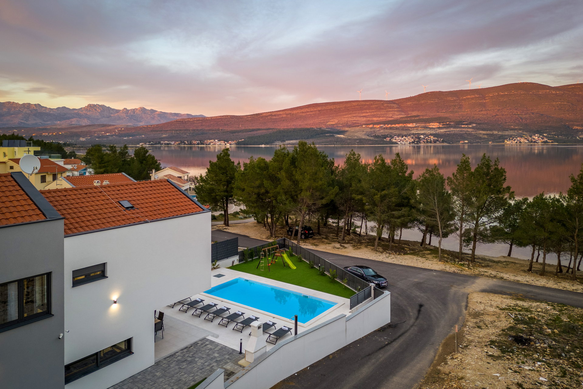 Villa Ponderosa with Pool