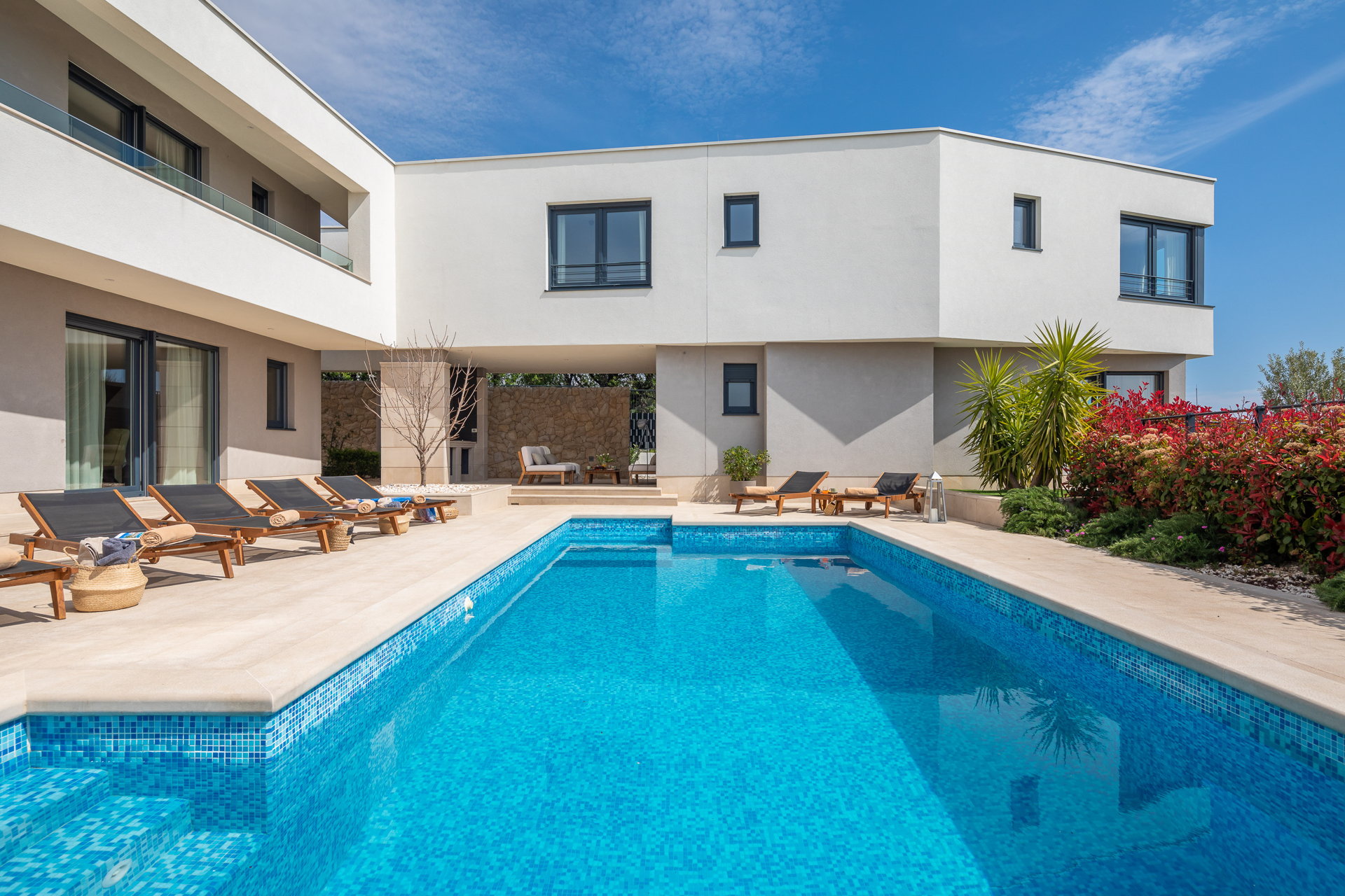 Luxury Villa Encanto with Heated Pool