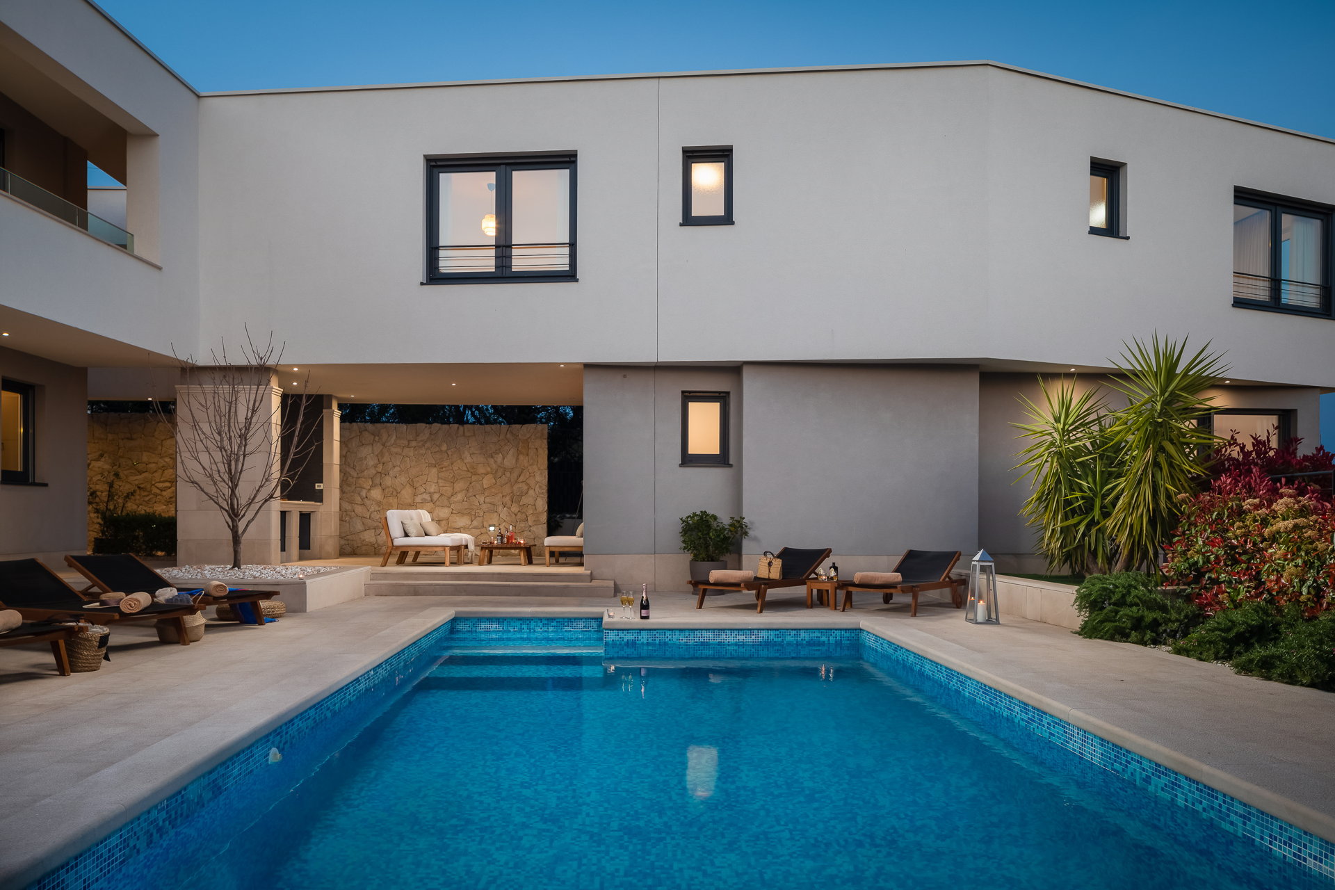 Luxury Villa Encanto with Heated Pool