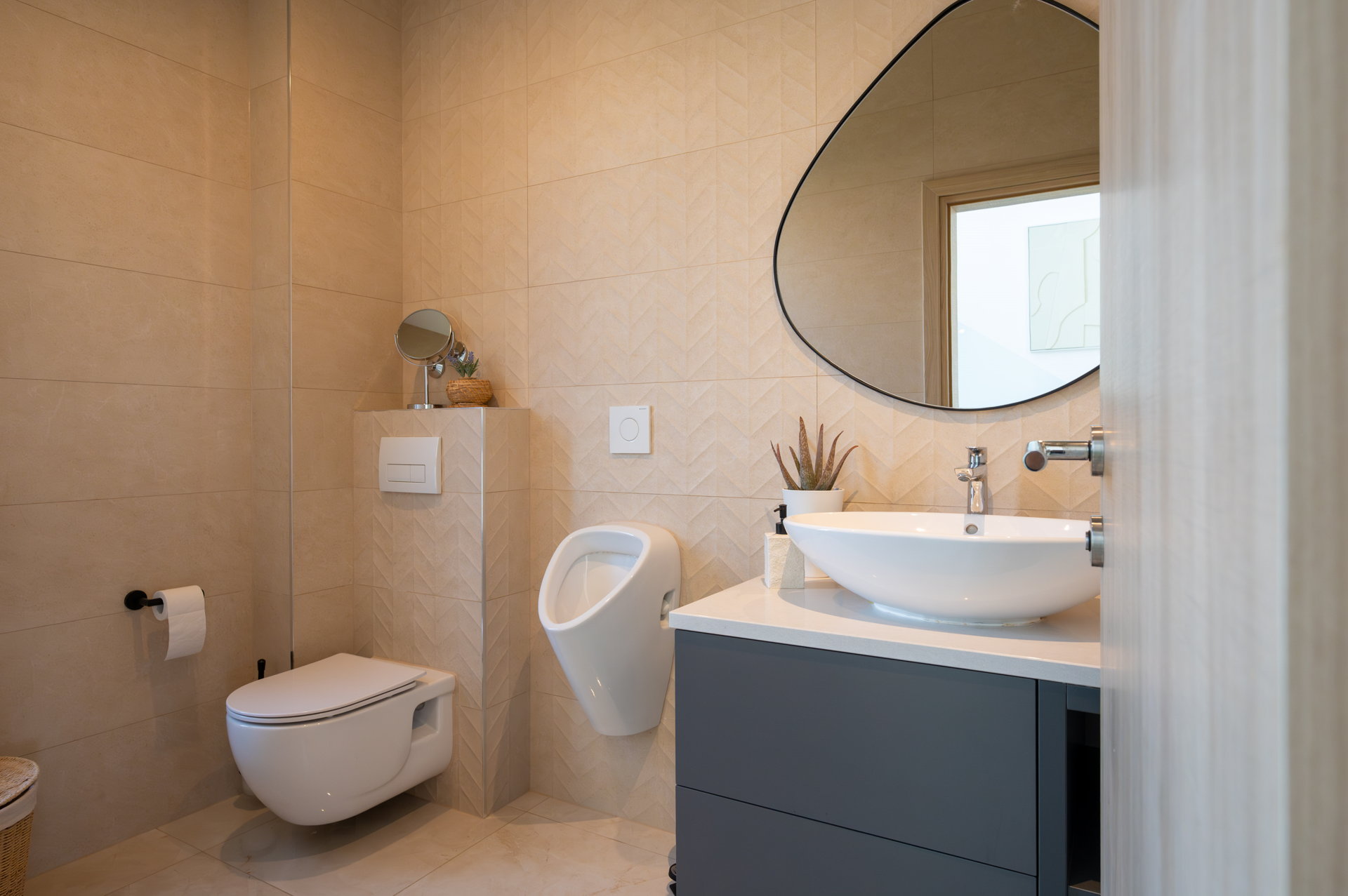 Luxury Villa Ellenora with Pool