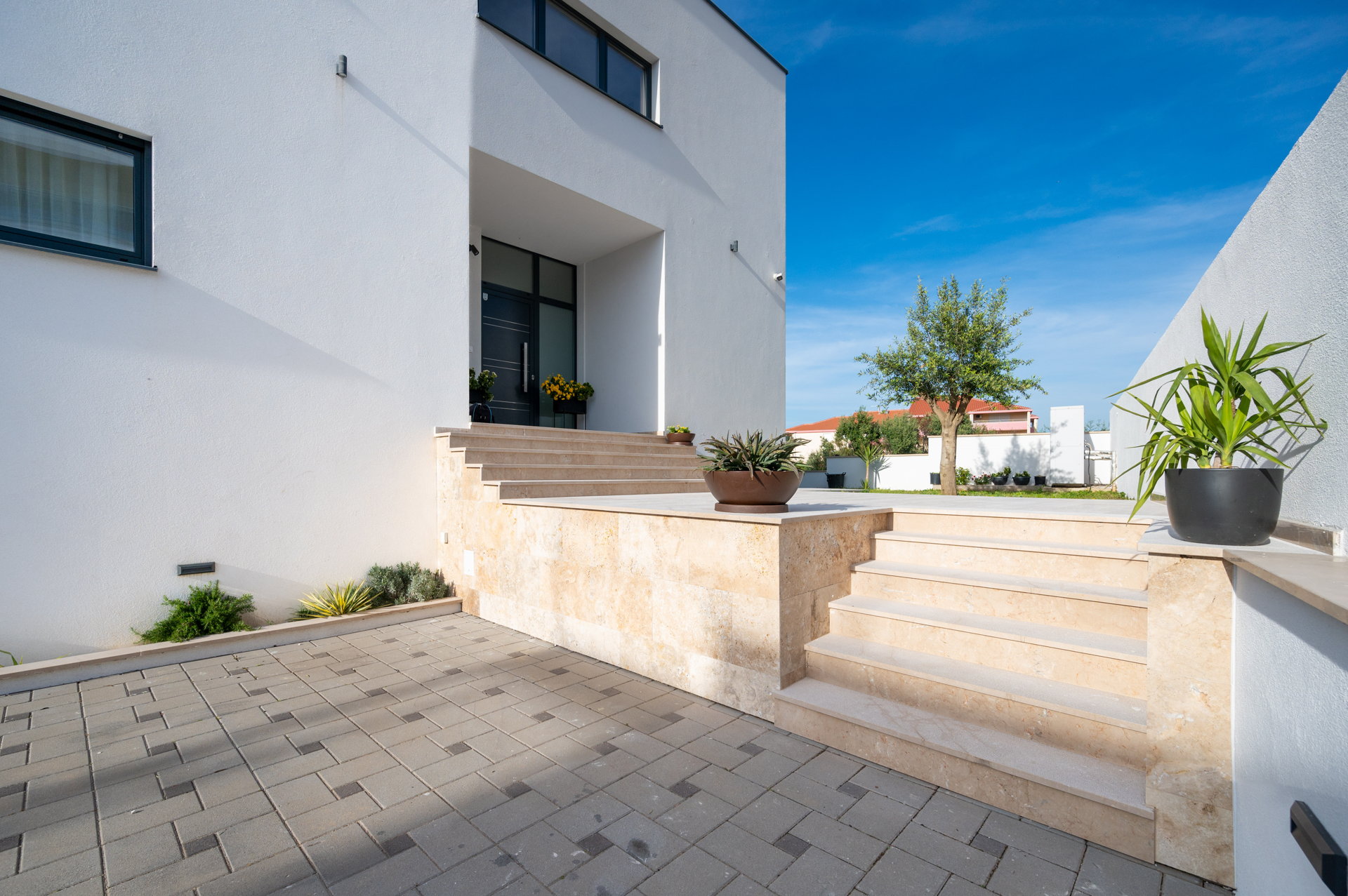 Luxury Villa Ellenora with Pool