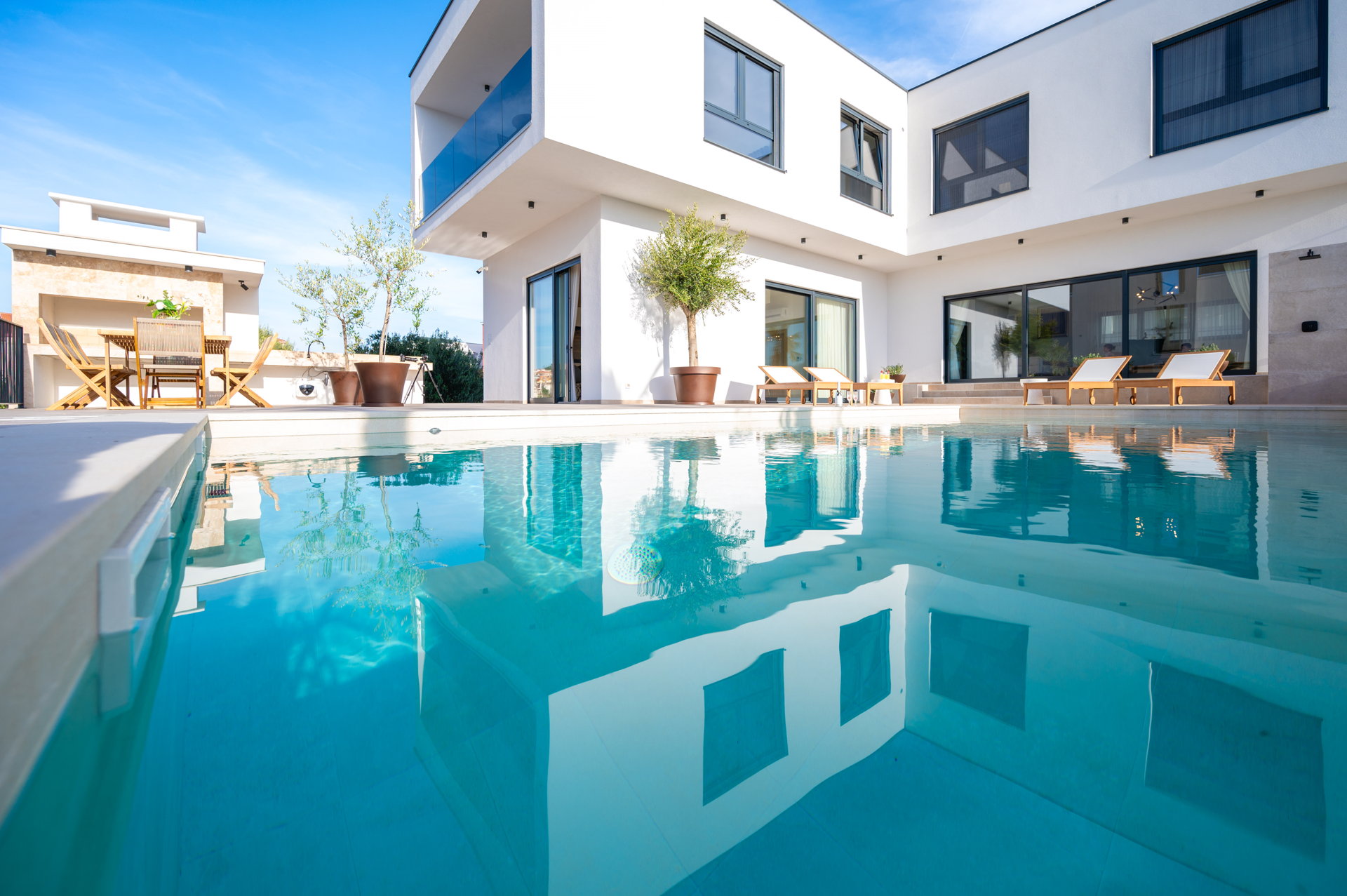 Luxury Villa Ellenora with Pool