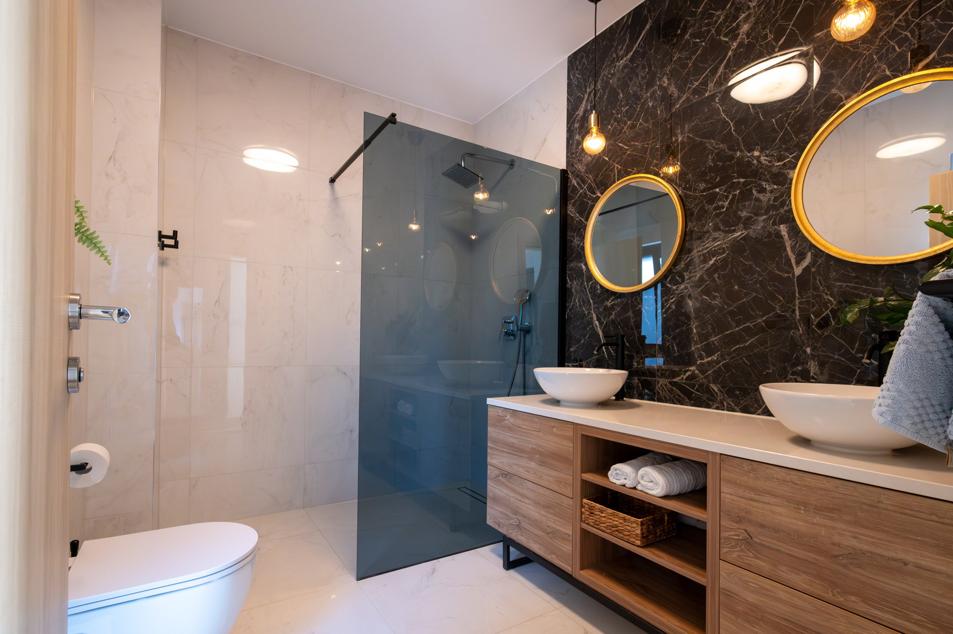 Luxury Villa Ellenora with Pool