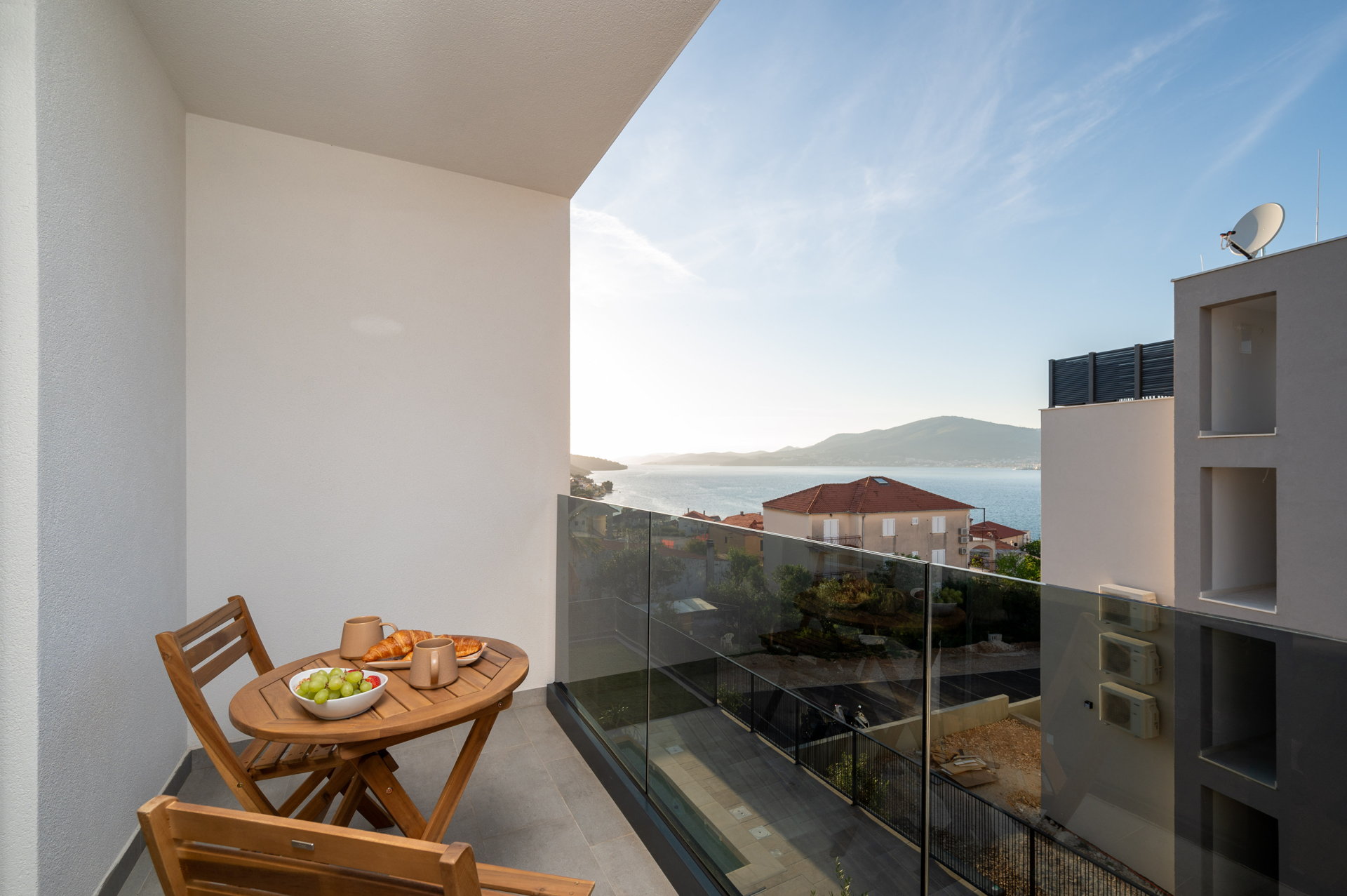 Luxury Villa Ellenora with Pool