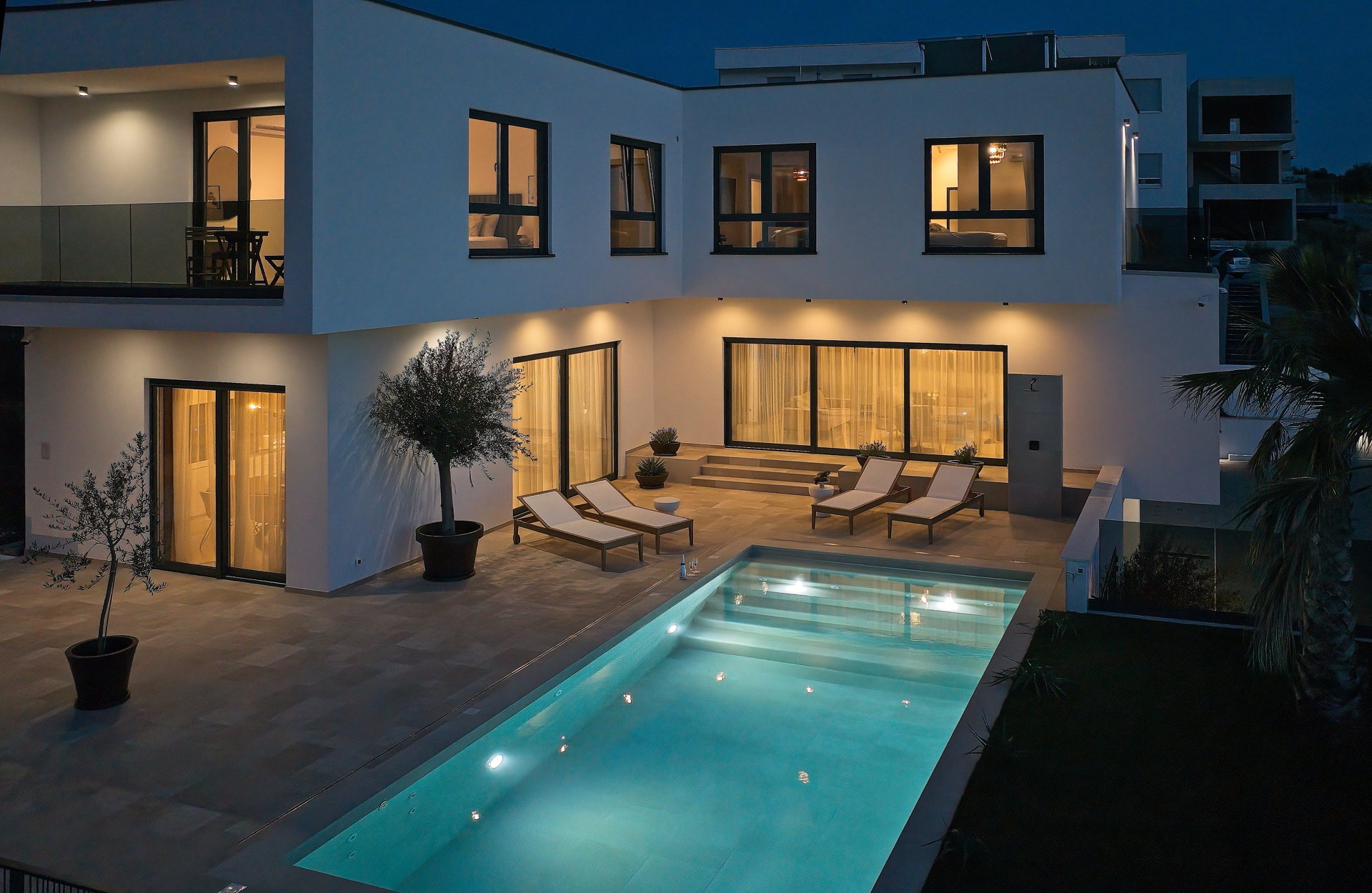 Luxury Villa Ellenora with Pool