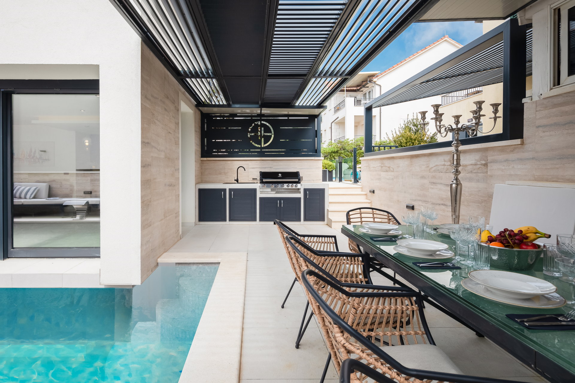 Villa Timeless Retreat with Pool