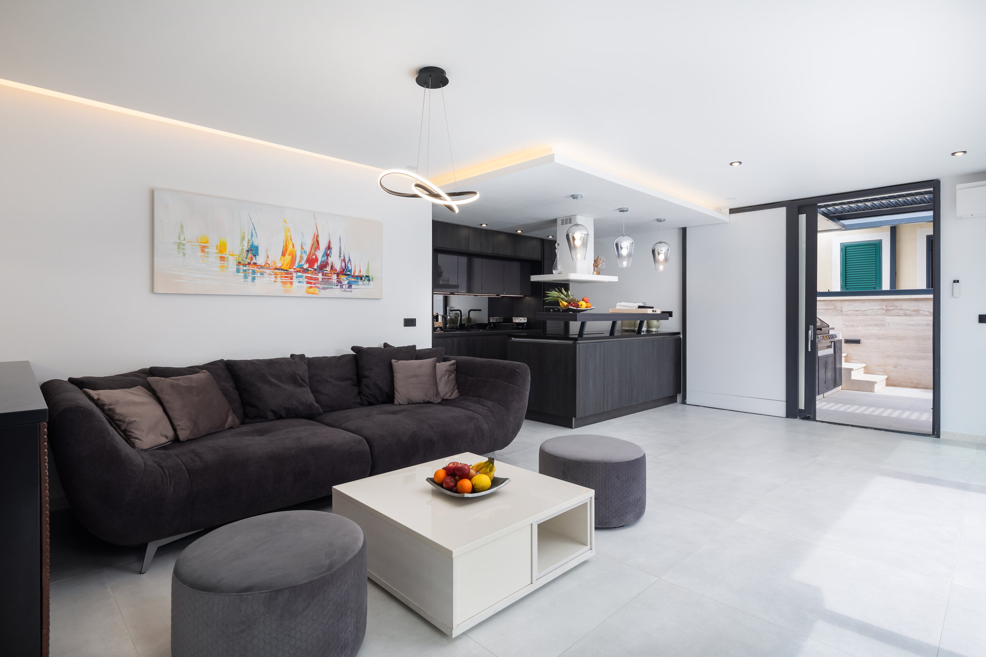 Villa Timeless Retreat with Pool