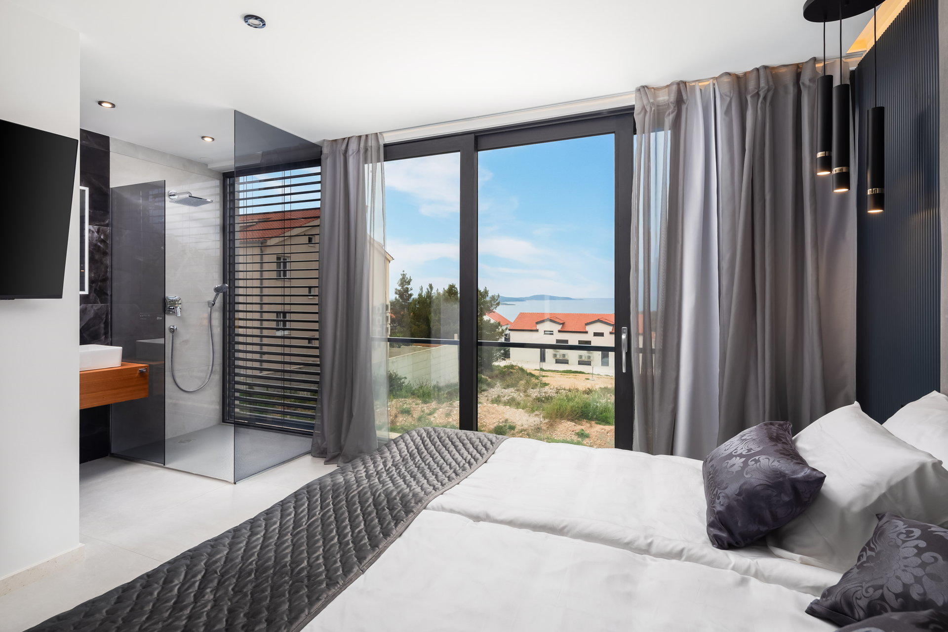 Villa Timeless Retreat with Pool