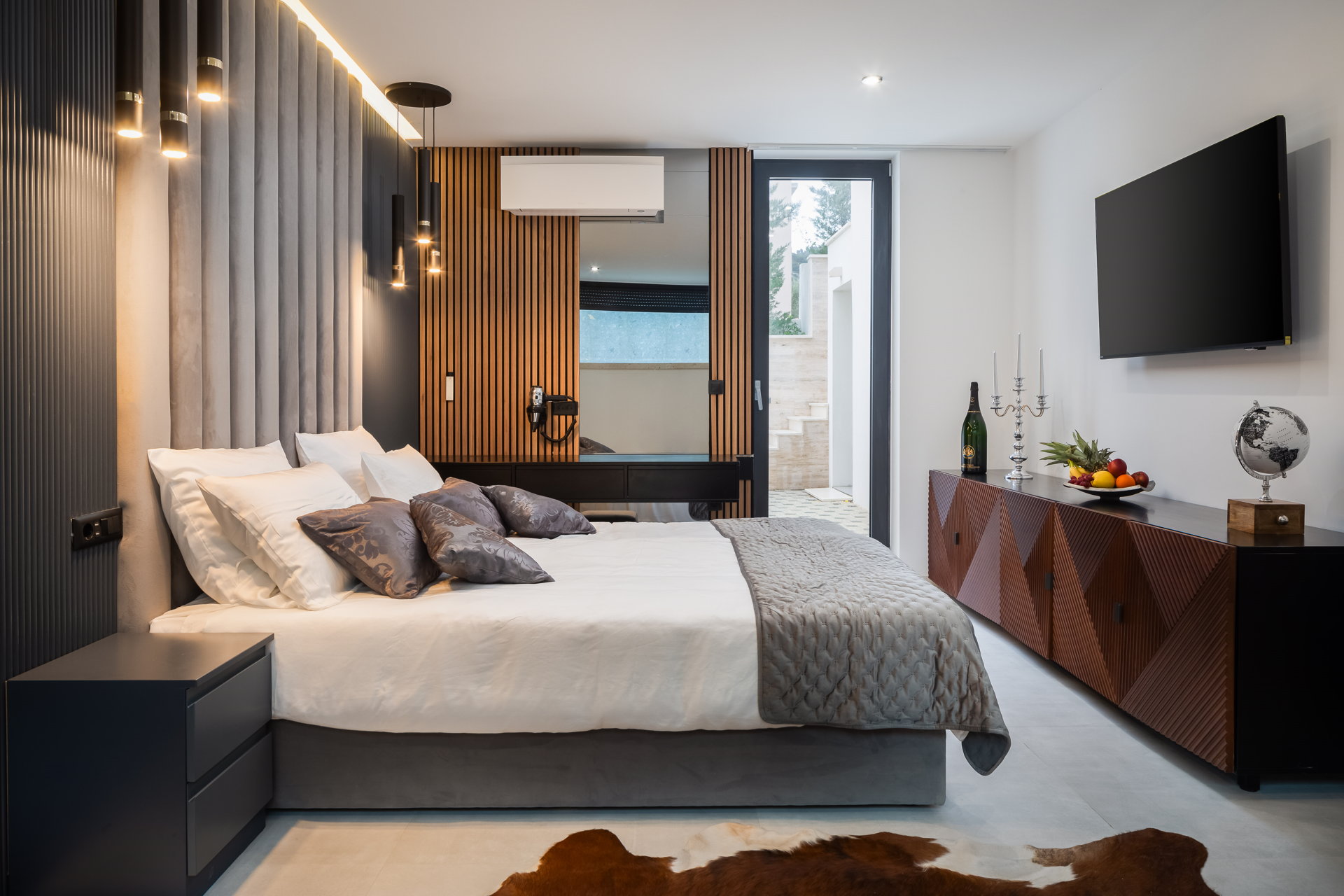 Villa Timeless Retreat with Pool