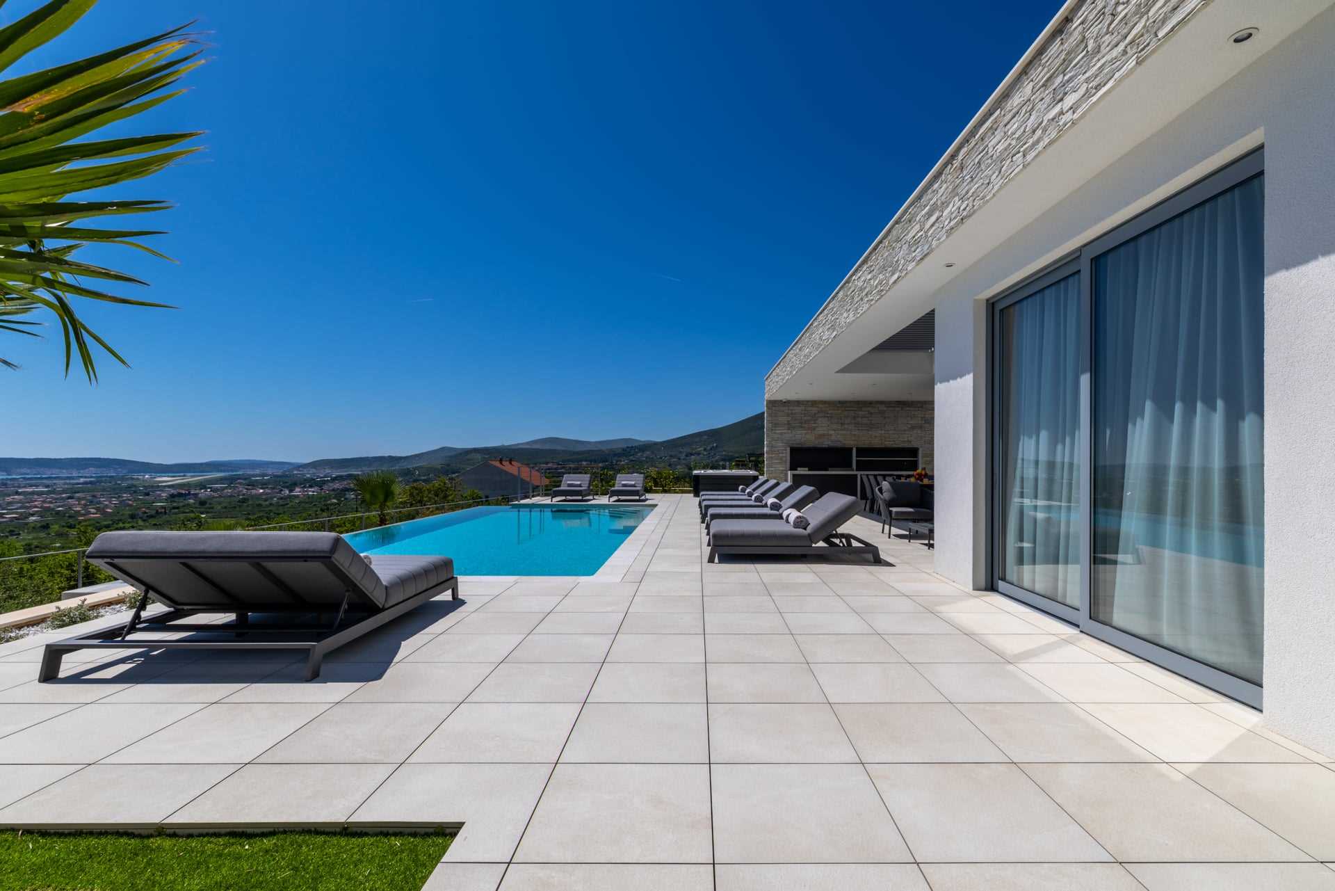 Villa Quadria with Pool