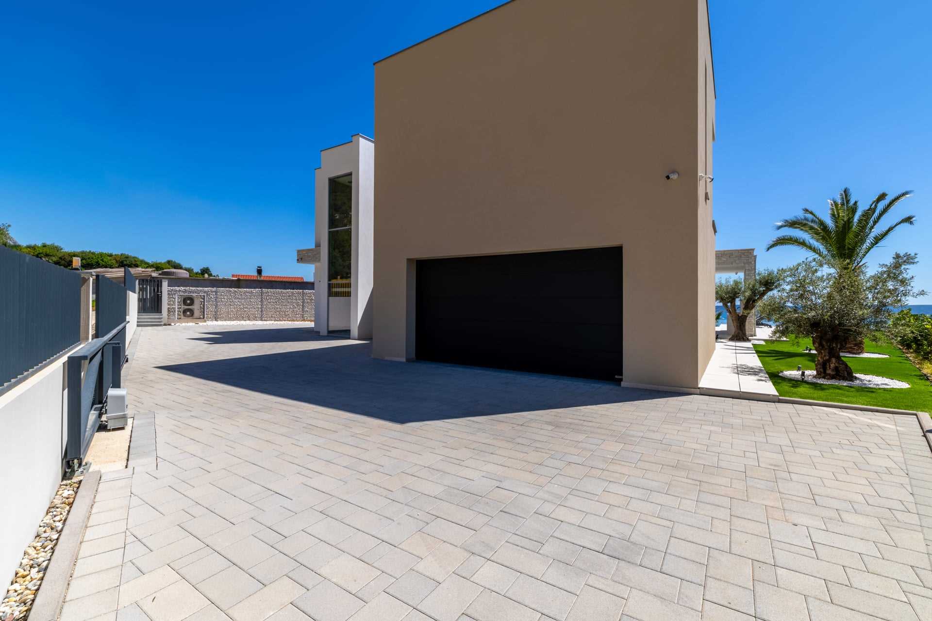 Villa Quadria with Pool