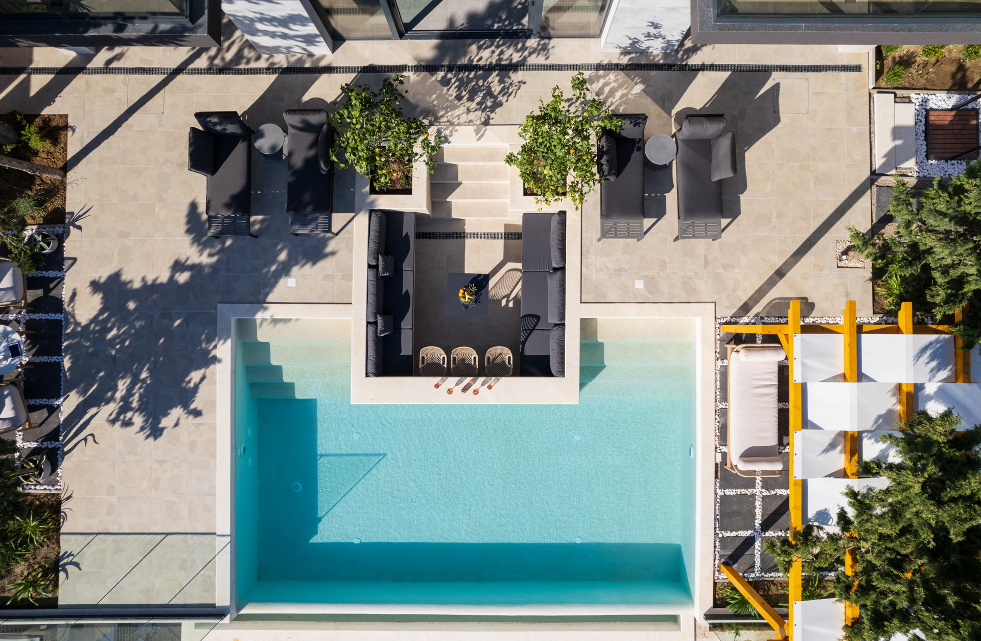 Luxury Villa Black Velvet with Pool