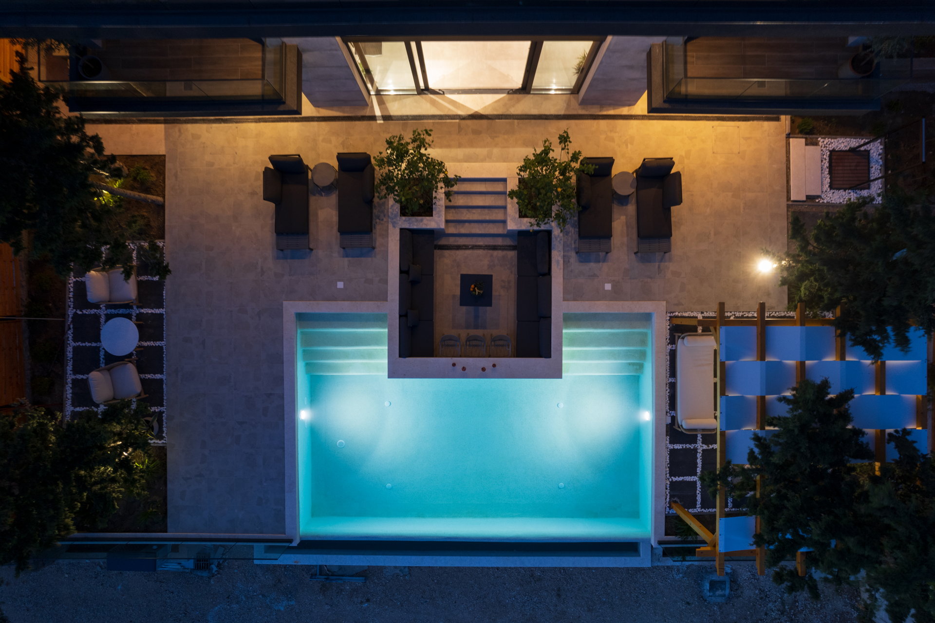 Luxury Villa Black Velvet with Pool