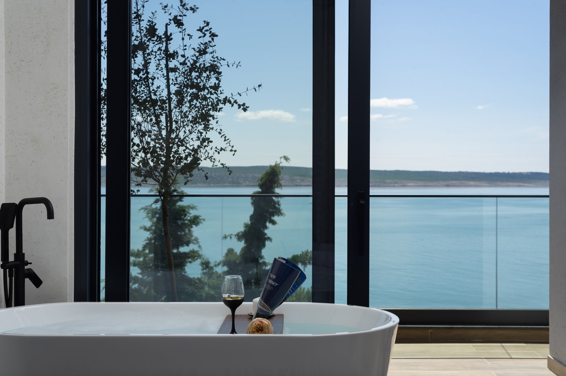Luxury Villa Black Velvet with Pool