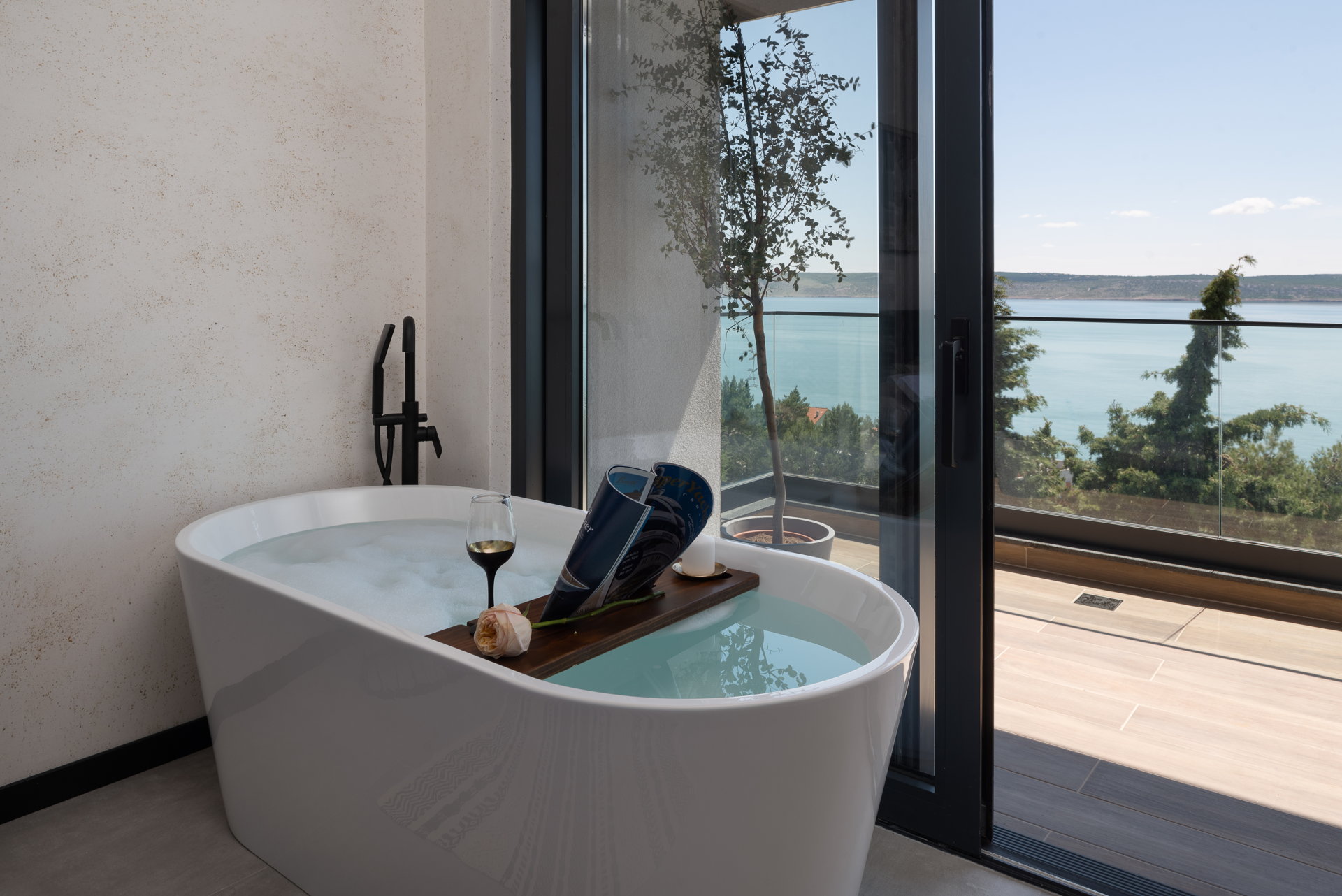 Luxury Villa Black Velvet with Pool