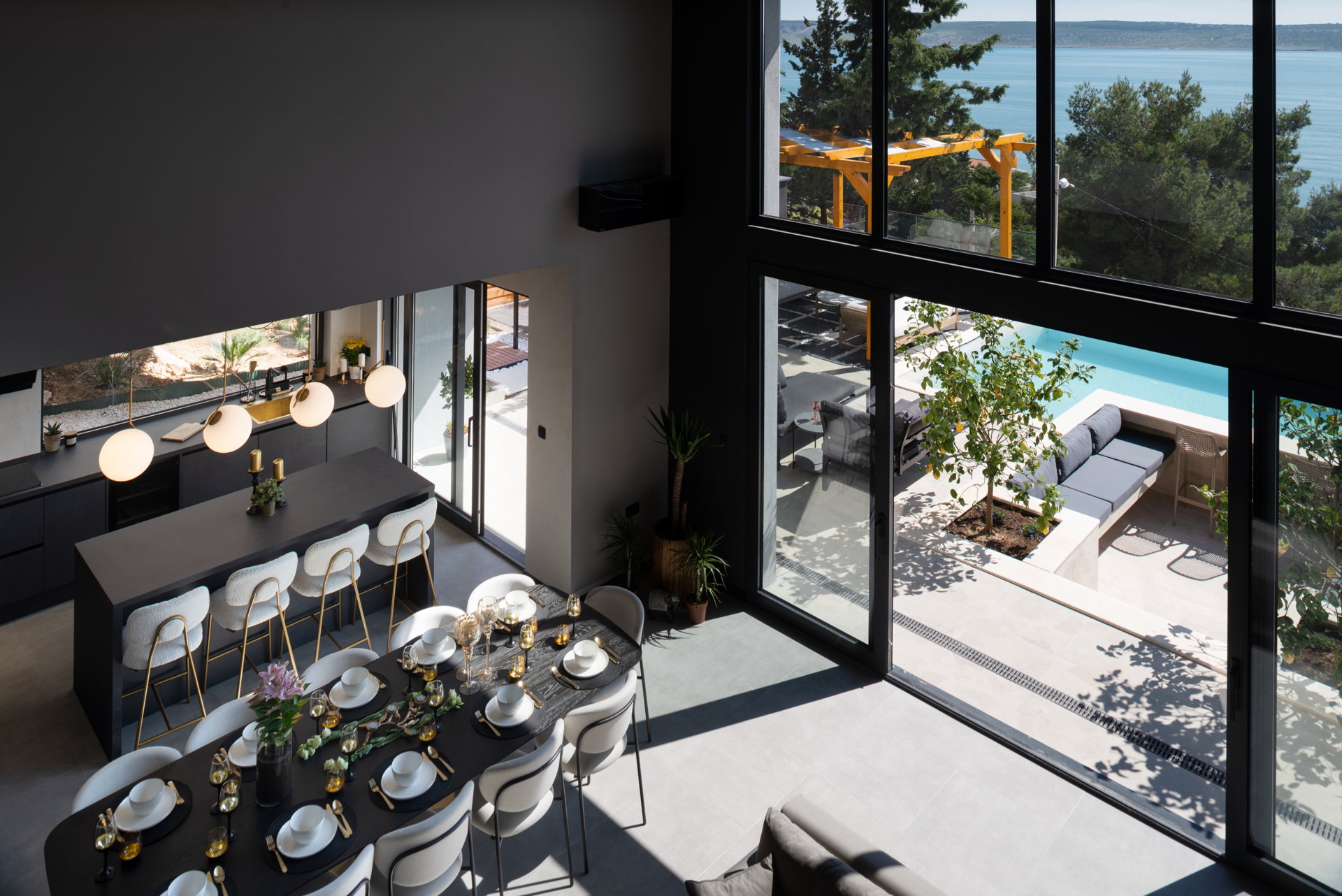 Luxury Villa Black Velvet with Pool
