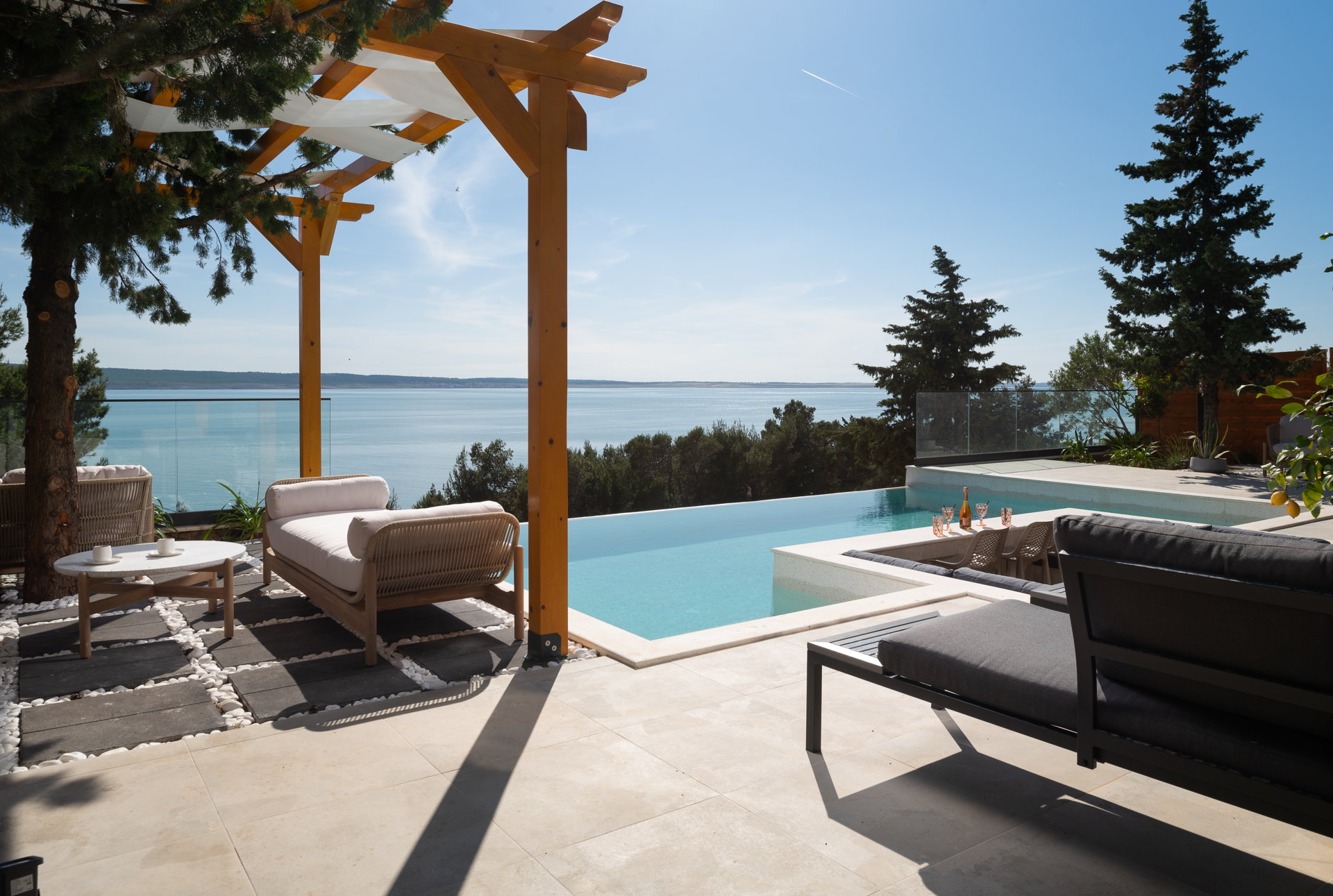 Luxury Villa Black Velvet with Pool